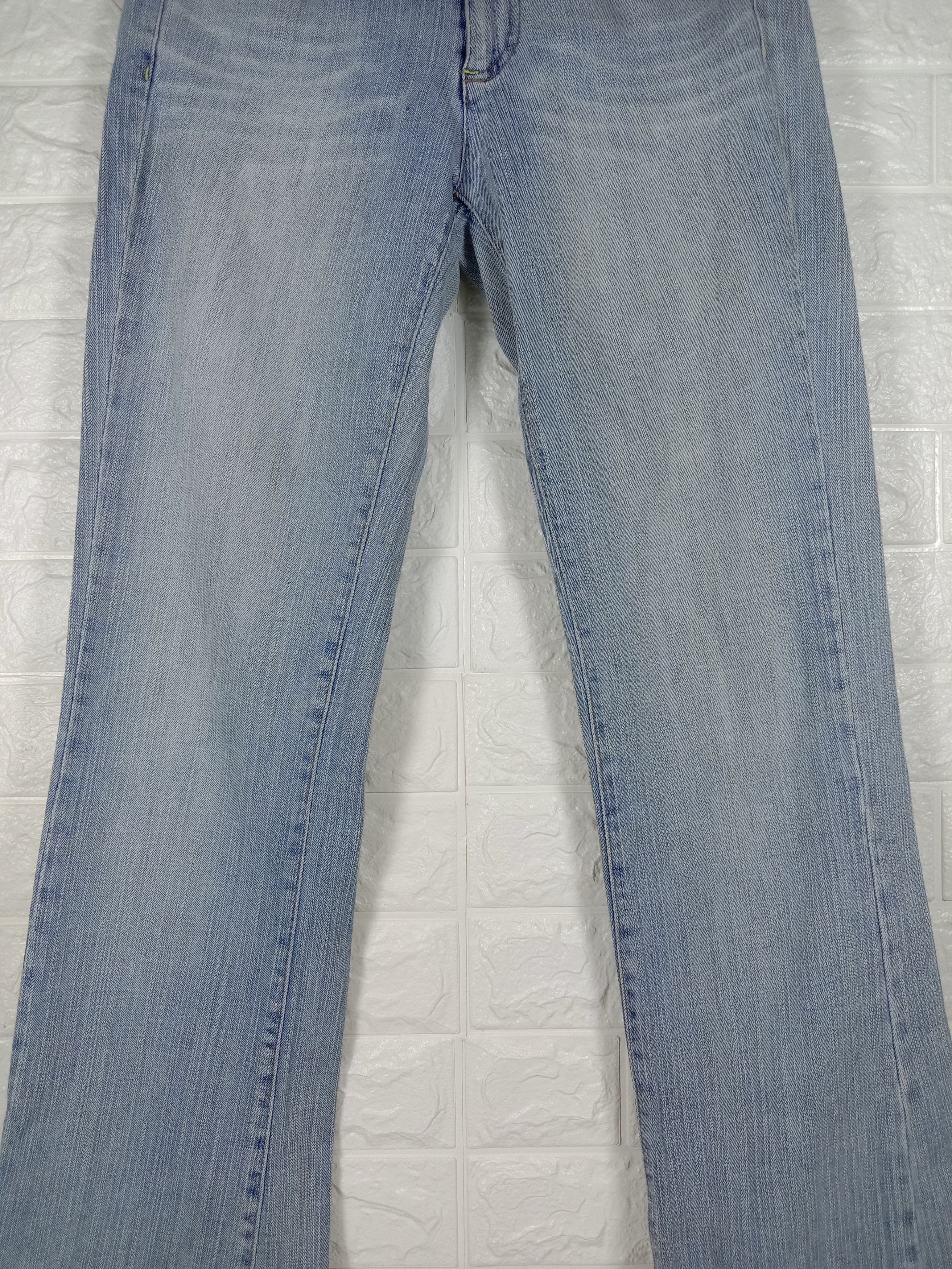DKNY Flare Jeans Vintage DKNY Light Wash Boot Cut Denim Size 30" / US 8 / IT 44 - 3 Thumbnail