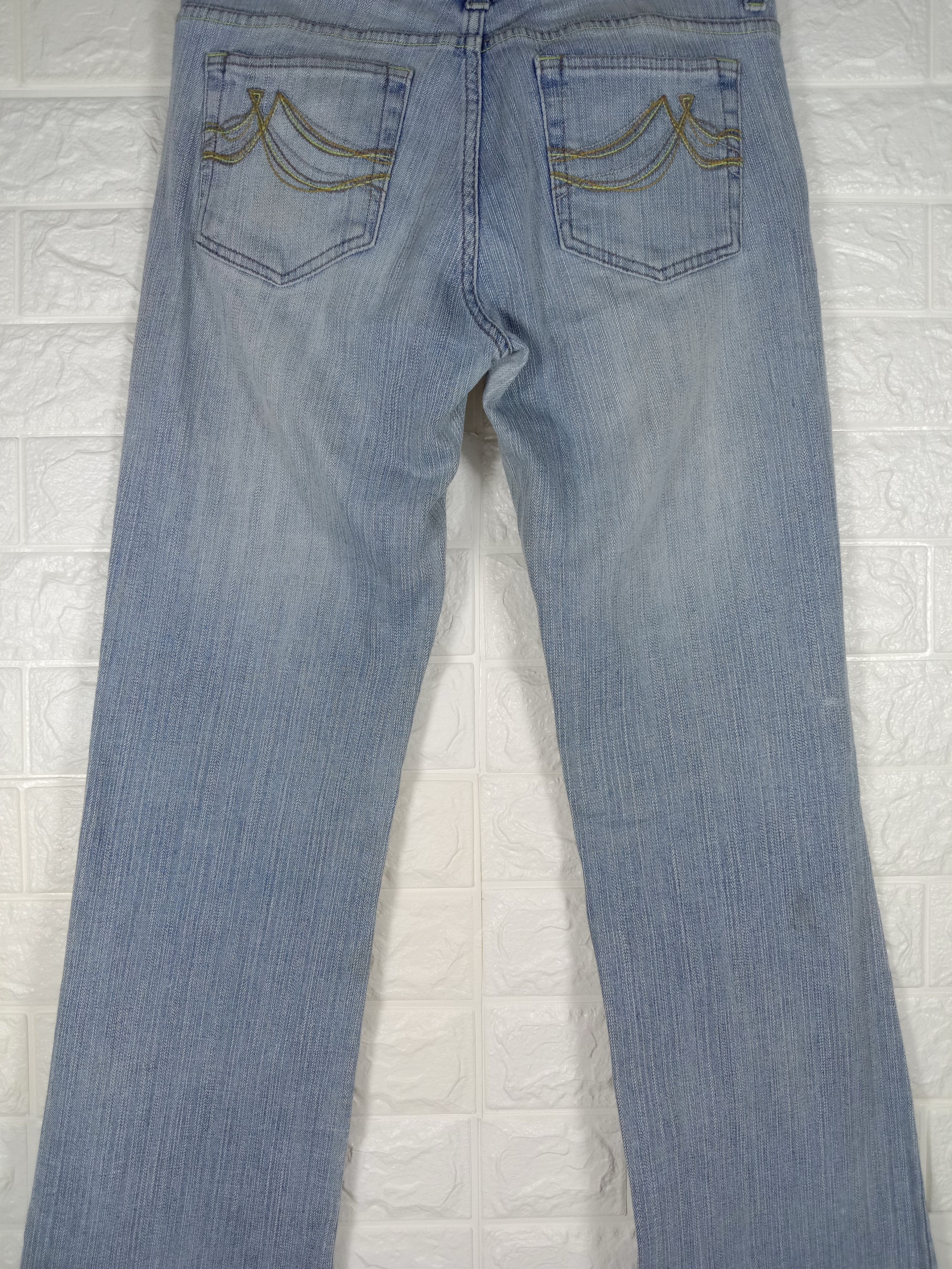 DKNY Flare Jeans Vintage DKNY Light Wash Boot Cut Denim Size 30" / US 8 / IT 44 - 7 Thumbnail