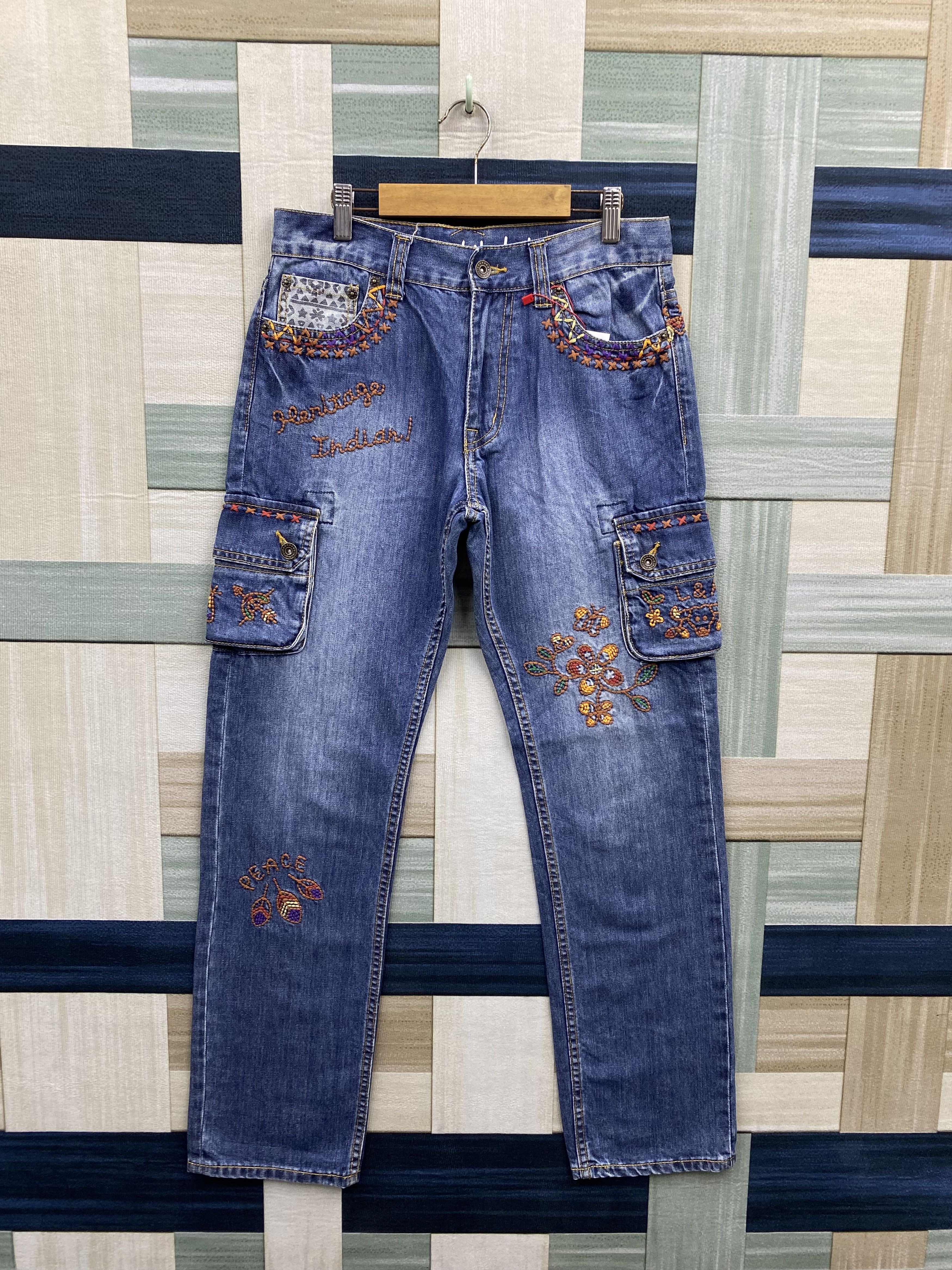 Japanese Brand Vintage Japanese Brand Rough Multi Pocket Sashiko Jean Size US 30 / EU 46 - 1 Thumbnail