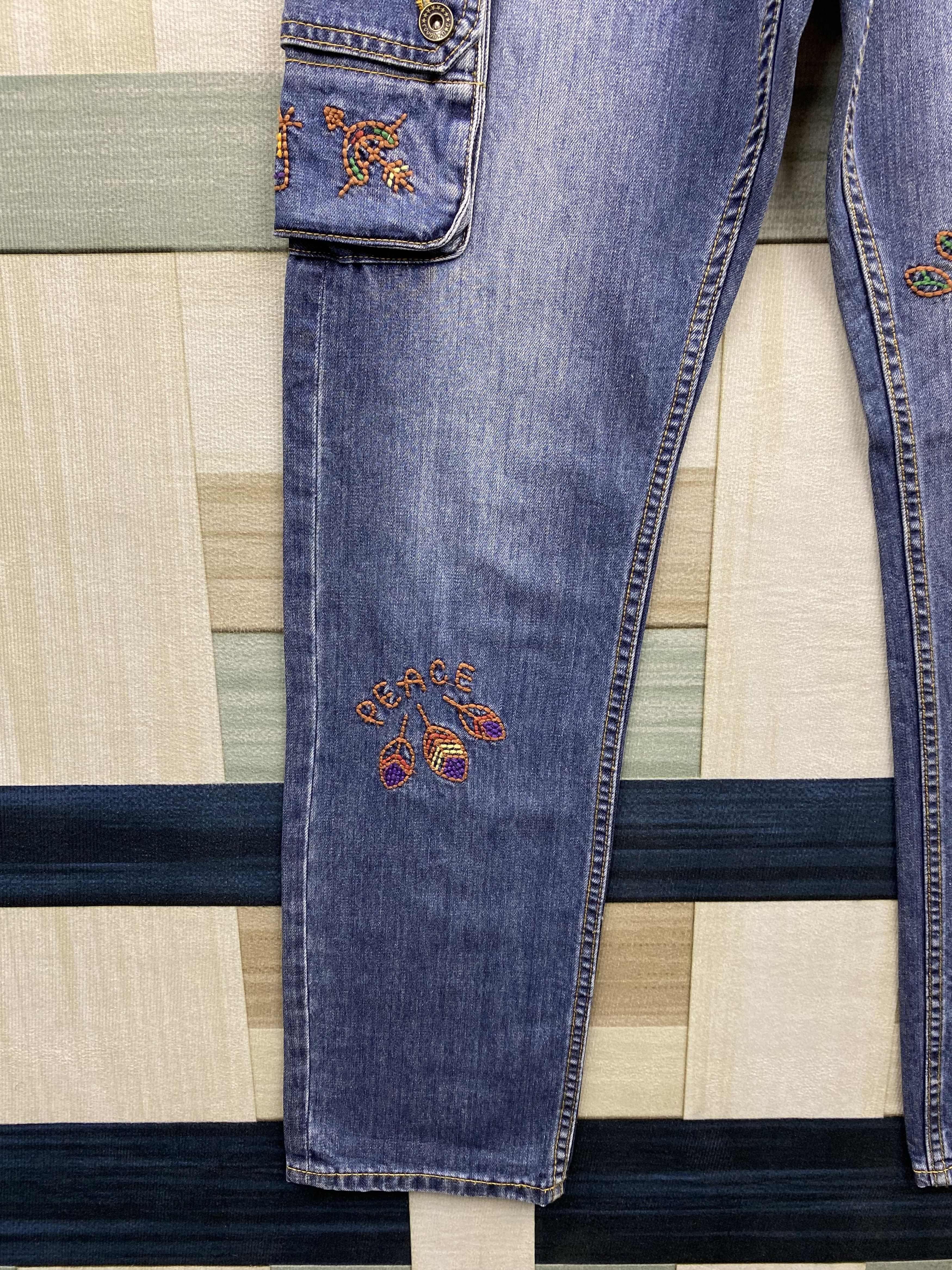 Japanese Brand Vintage Japanese Brand Rough Multi Pocket Sashiko Jean Size US 30 / EU 46 - 6 Thumbnail