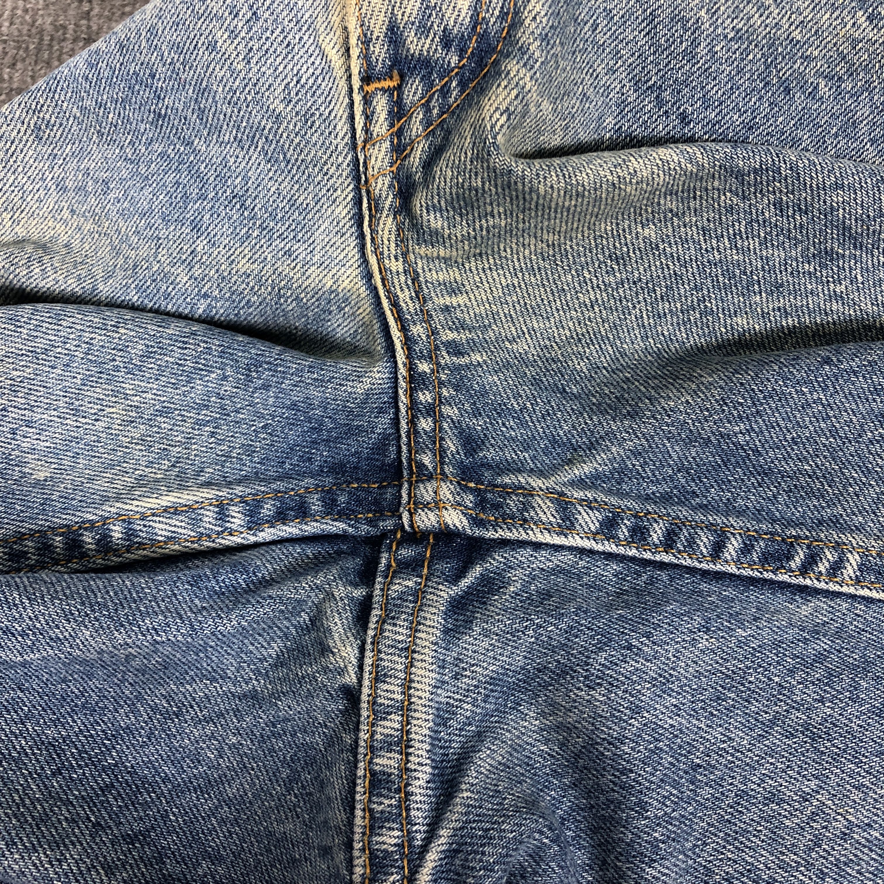 Levi's Vintage Levi's 560 Loose Fit Taper Leg Rusty Faded Blue Jean Size US 32 / EU 48 - 14 Thumbnail