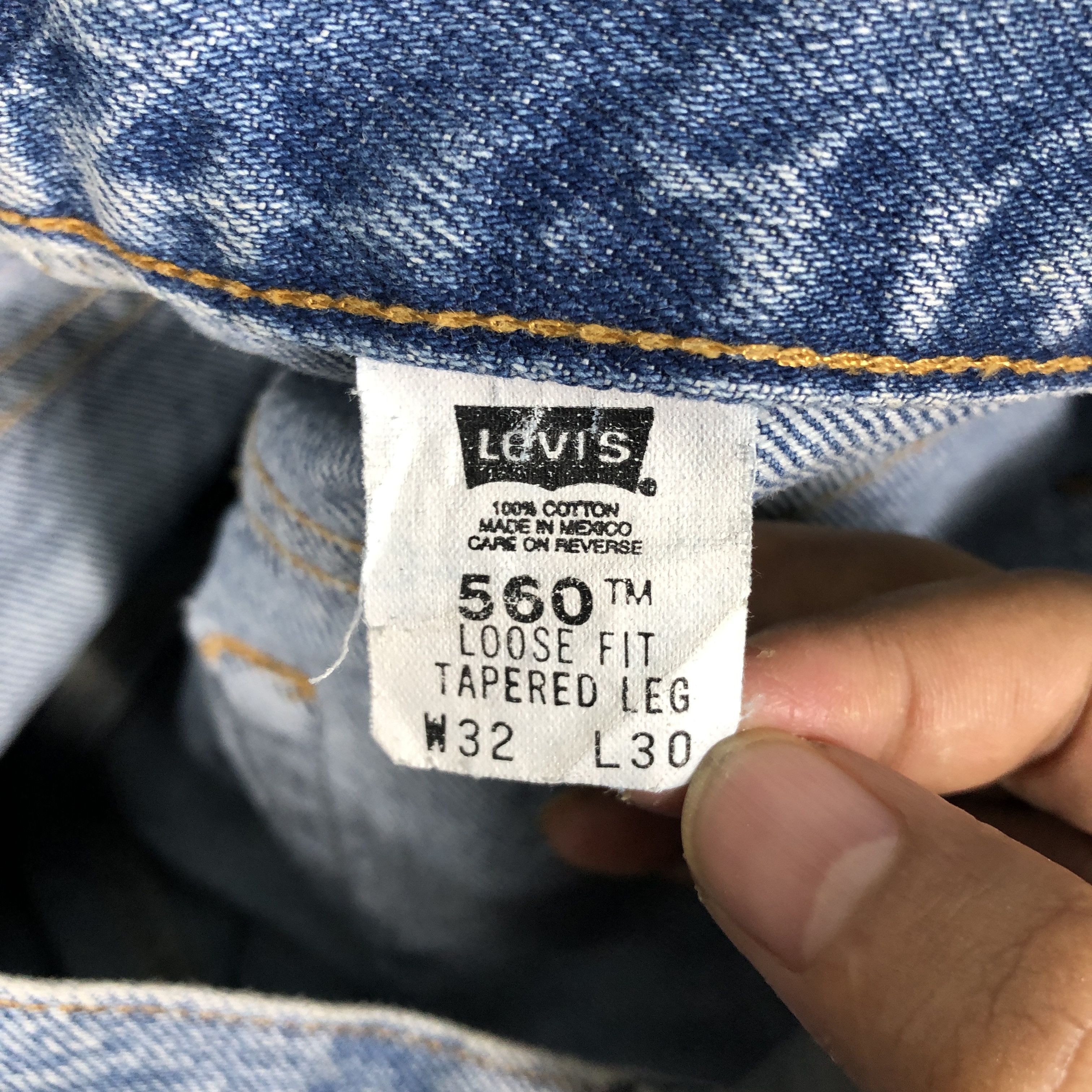 Levi's Vintage Levi's 560 Loose Fit Taper Leg Rusty Faded Blue Jean Size US 32 / EU 48 - 18 Thumbnail
