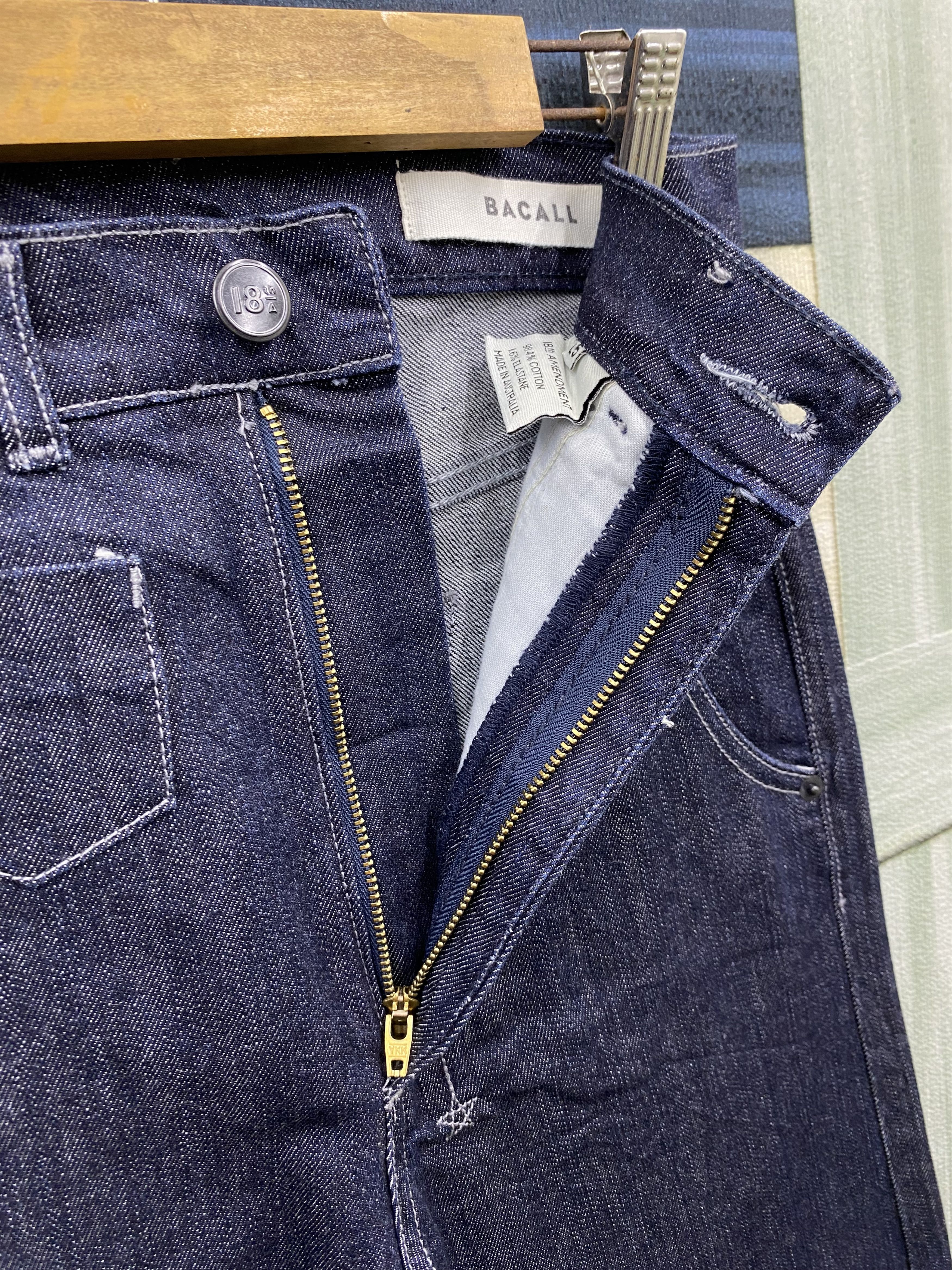Designer 18th Amendment Bacall Wide Leg Flare High Waist Jean Size 26" / US 2 / IT 38 - 5 Thumbnail