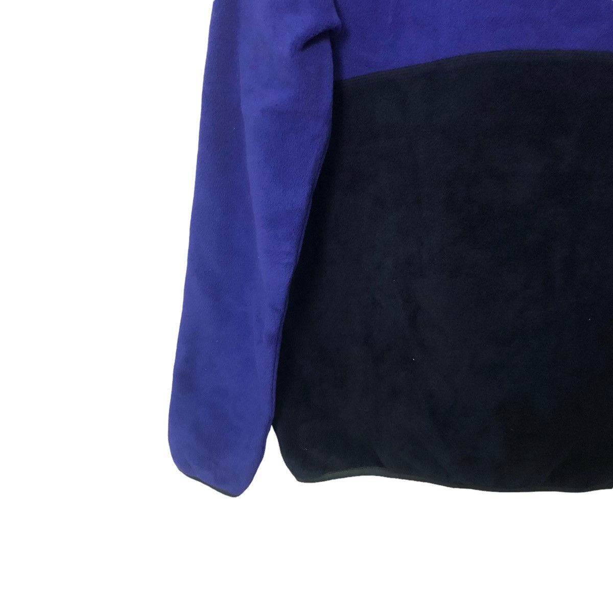 JW Anderson Vintage J.W Anderson Uniqlo Half Button Fleece Sweater Size US M / EU 48-50 / 2 - 7 Thumbnail