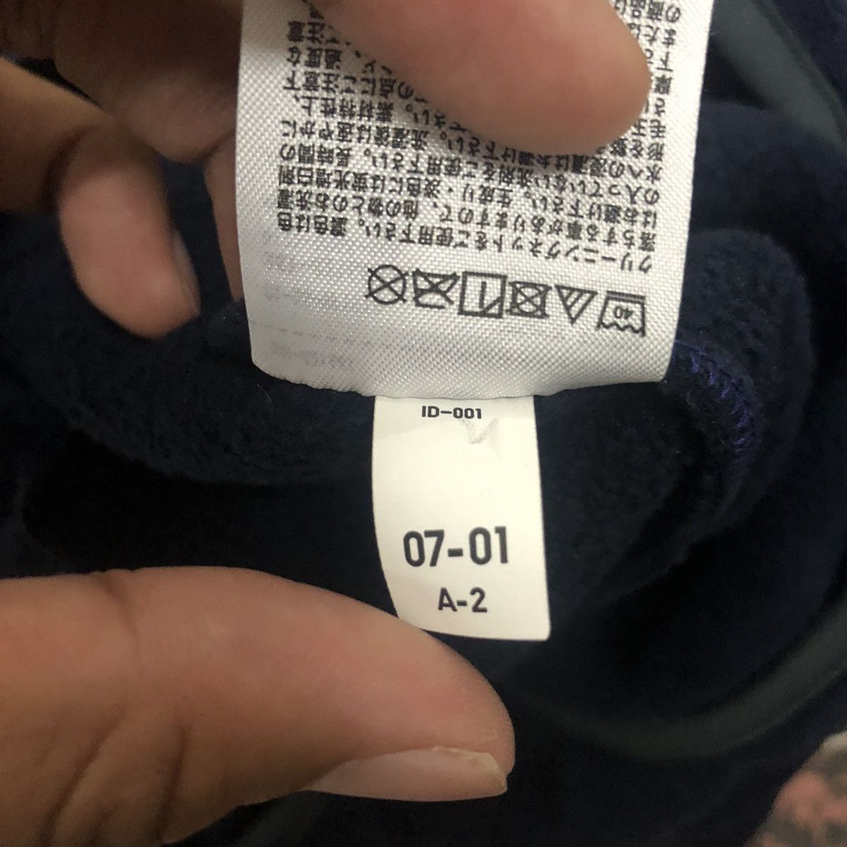JW Anderson Vintage J.W Anderson Uniqlo Half Button Fleece Sweater Size US M / EU 48-50 / 2 - 11 Thumbnail