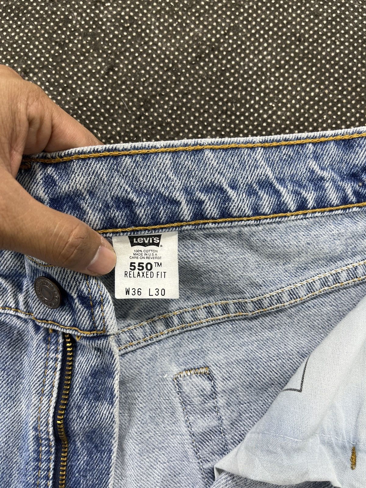 Levi's 90’s Vintage Levis 550 Stone Wash Jeans - J657 Size US 36 / EU 52 - 8 Thumbnail