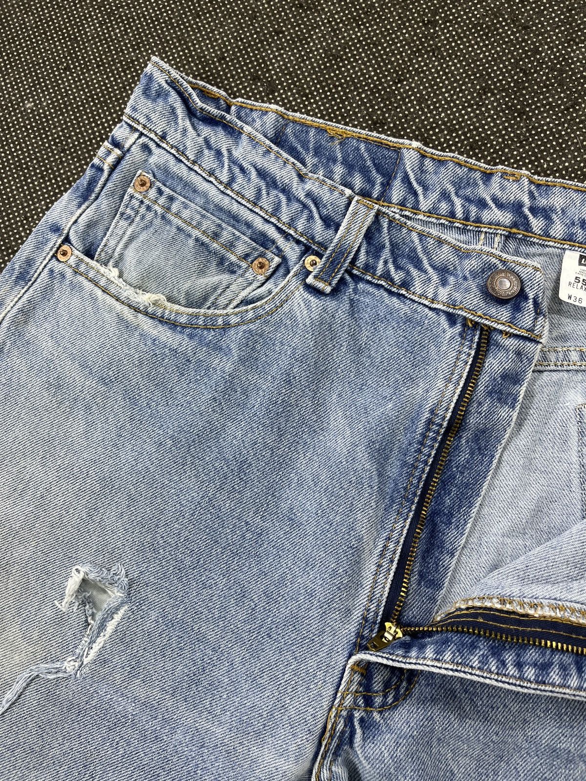 Levi's 90’s Vintage Levis 550 Stone Wash Jeans - J657 Size US 36 / EU 52 - 7 Thumbnail