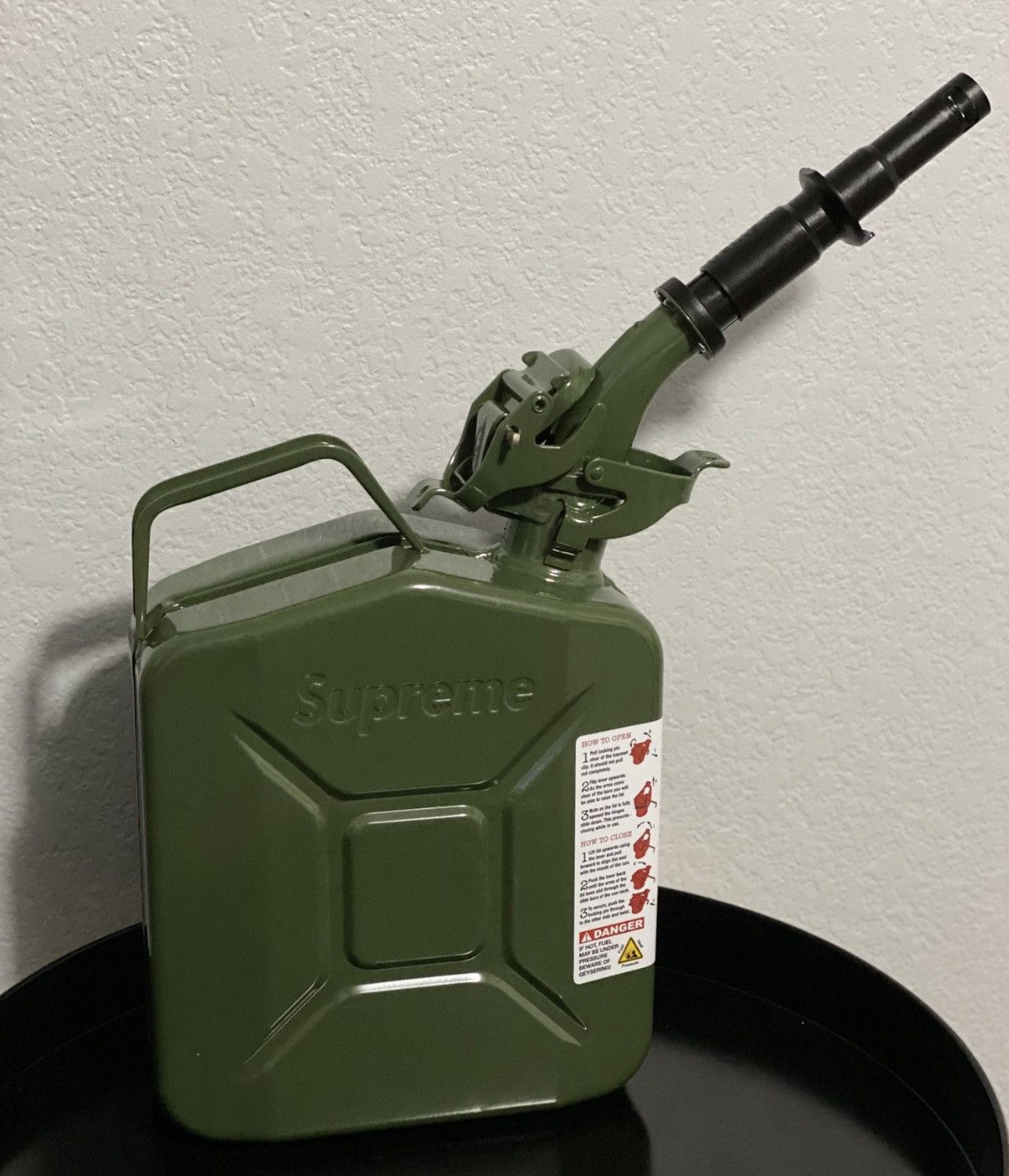 image of Supreme X Wavian Jerry Can 5L Green, Men's