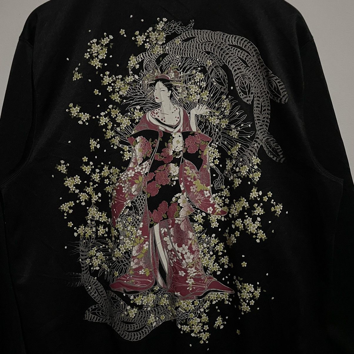 Japanese Brand Vintage Japanese Traditional Sukajan Geisha Sweater Size US XL / EU 56 / 4 - 3 Thumbnail