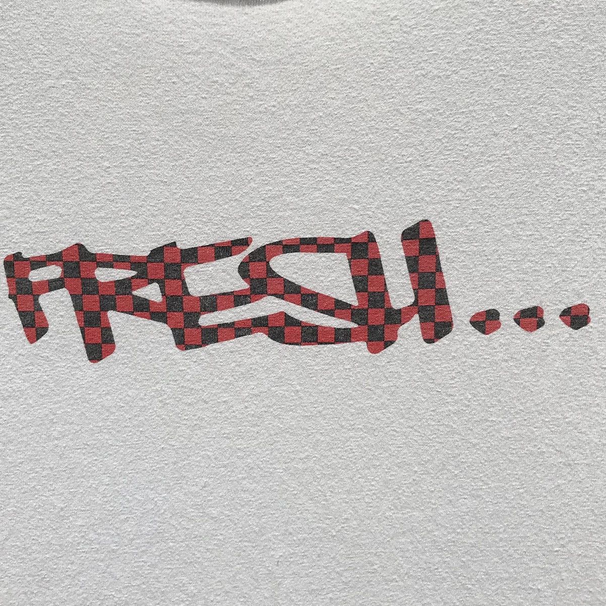 Freshjive × Vintage 💥Distressed💥90s Vintage Freshjive Streetwear Tee Size US L / EU 52-54 / 3 - 10 Thumbnail