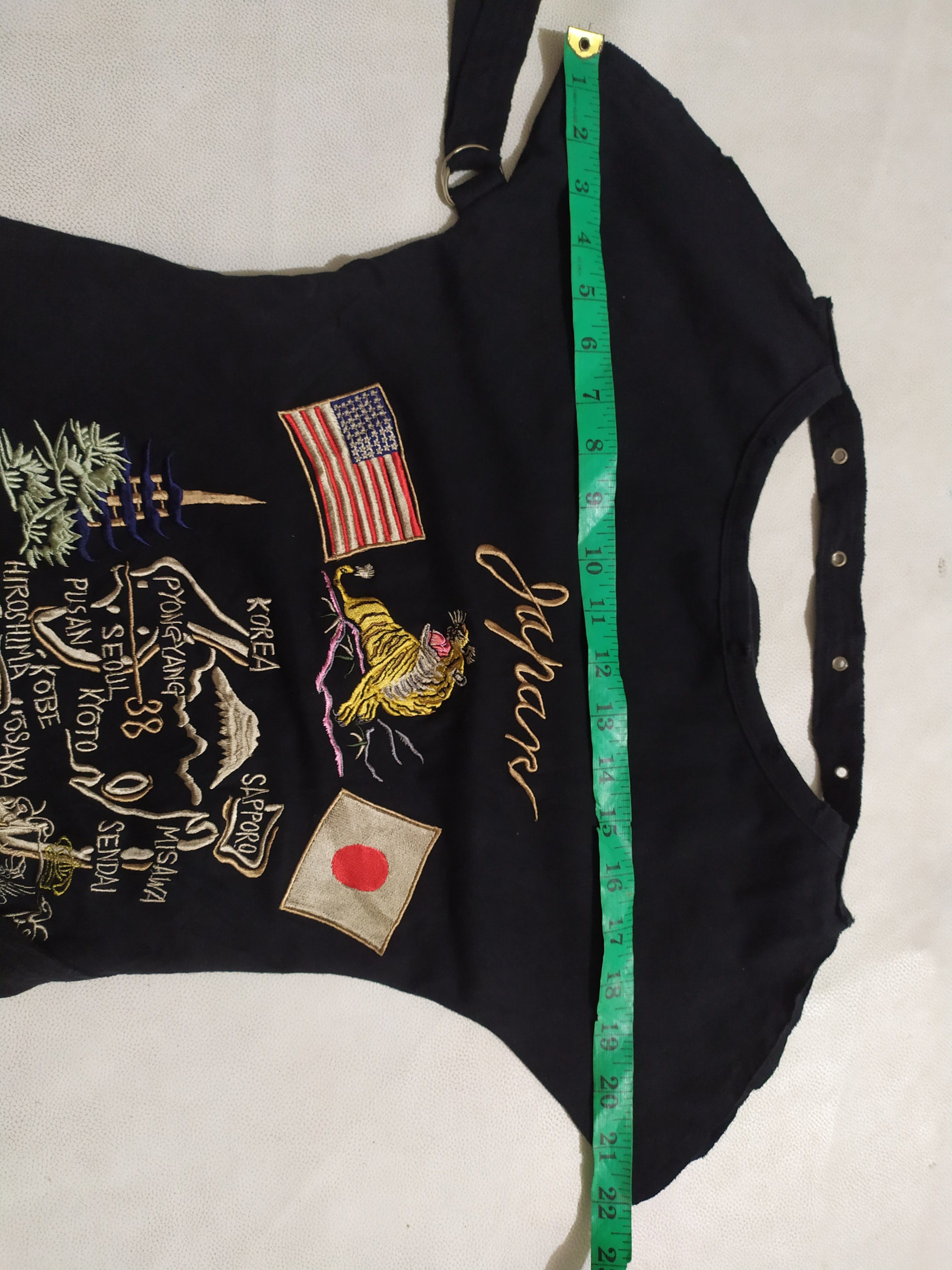 Japanese Brand Women T-shirt Embroidery Souvenir Sukajan Punk Bondage Size XS / US 0-2 / IT 36-38 - 8 Thumbnail