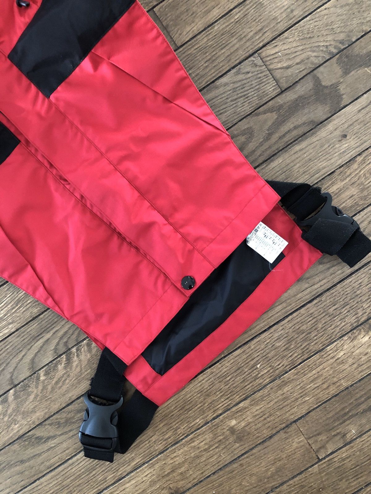Facetasm AW17 Facetasm Red One Size Windbreaker Vest ❄️🥣🧊 JPN Size US M / EU 48-50 / 2 - 5 Thumbnail
