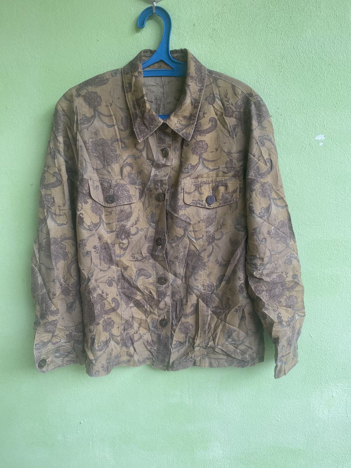 VINTAGE LONGCHAMP PAISLEY FLORAL BUTTON DOWN