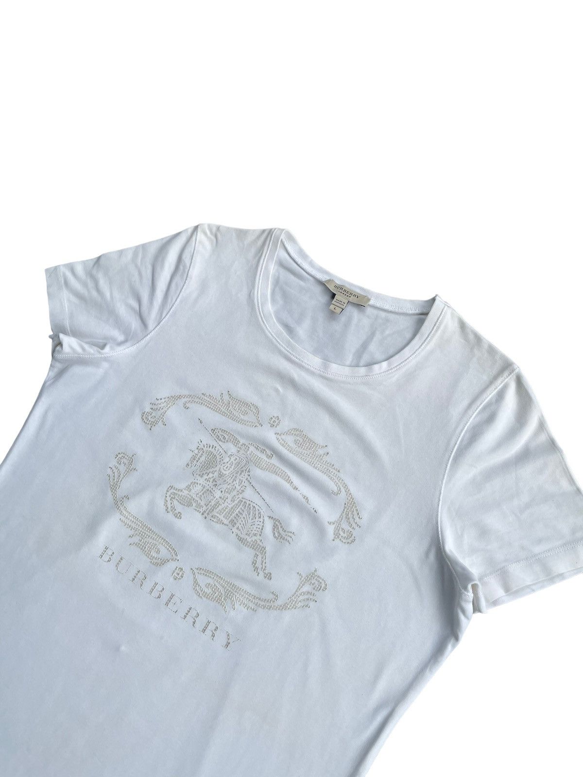 Burberry × Designer Burberry Embossed Tshirt Size S / US 4 / IT 40 - 2 Thumbnail
