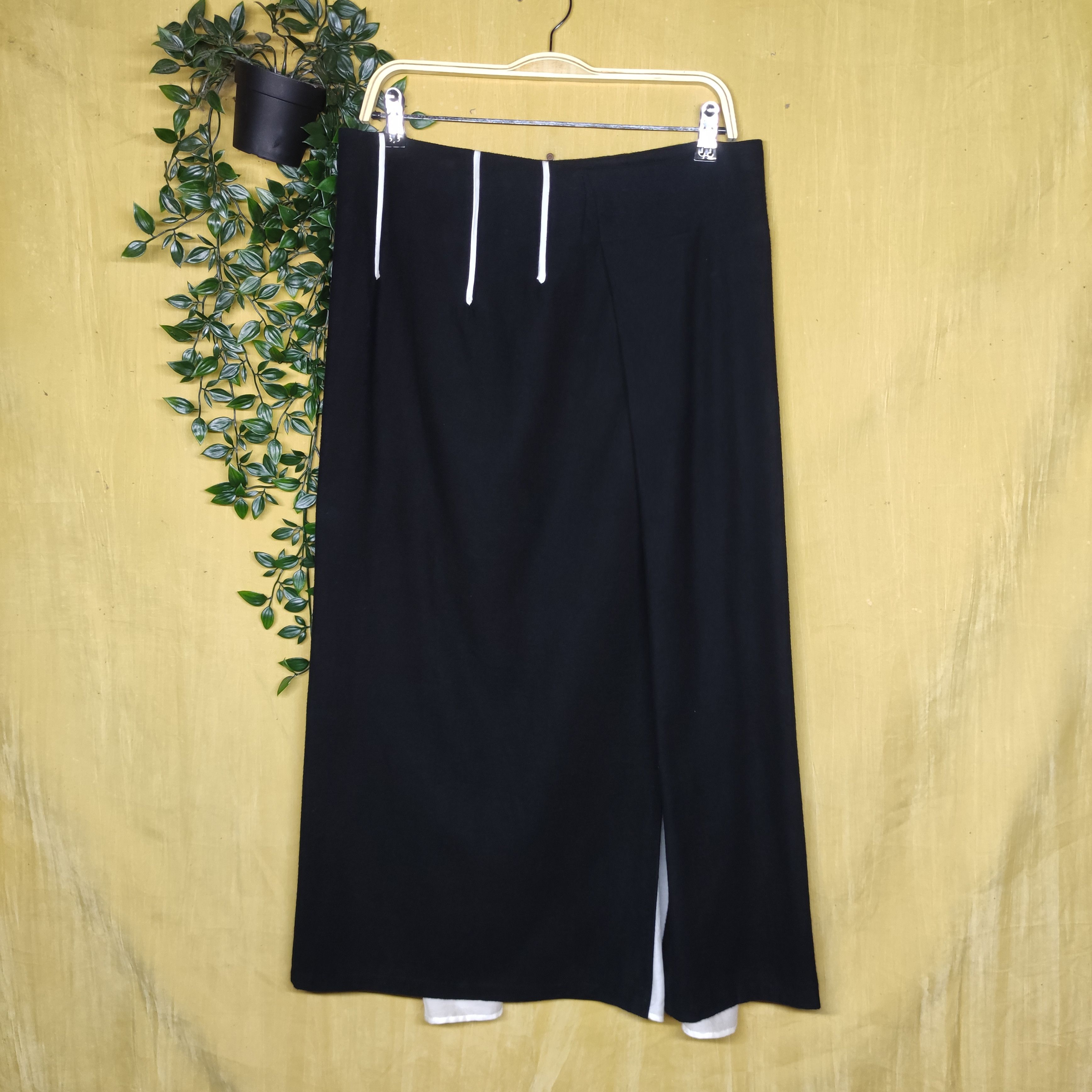 Yohji Yamamoto a76 Yohji Yamamoto Skirt Size 33" - 1 Thumbnail