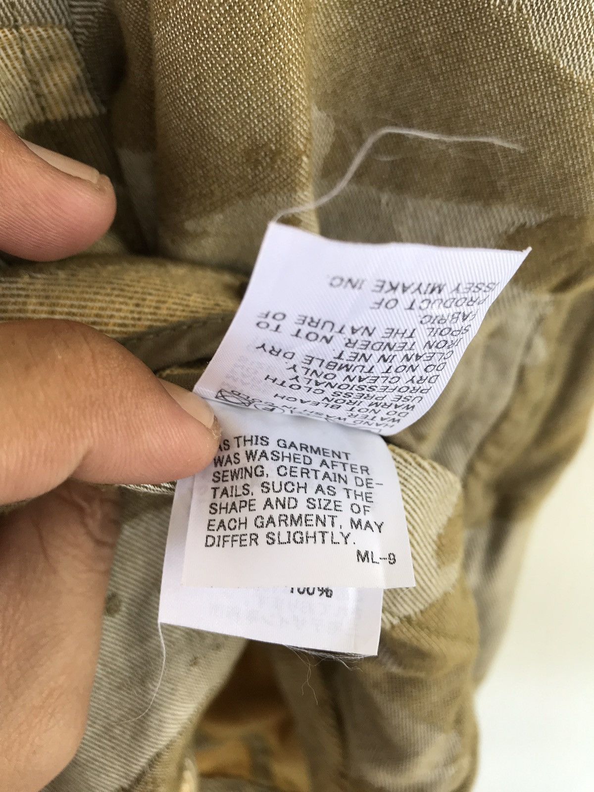 Issey Miyake Apoc Issey Miyake Riversible Jacket Issey Miyake Camo Jacket Size US M / EU 48-50 / 2 - 12 Thumbnail
