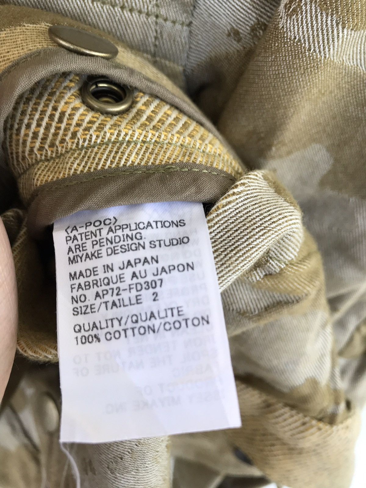 Issey Miyake Apoc Issey Miyake Riversible Jacket Issey Miyake Camo Jacket Size US M / EU 48-50 / 2 - 10 Thumbnail