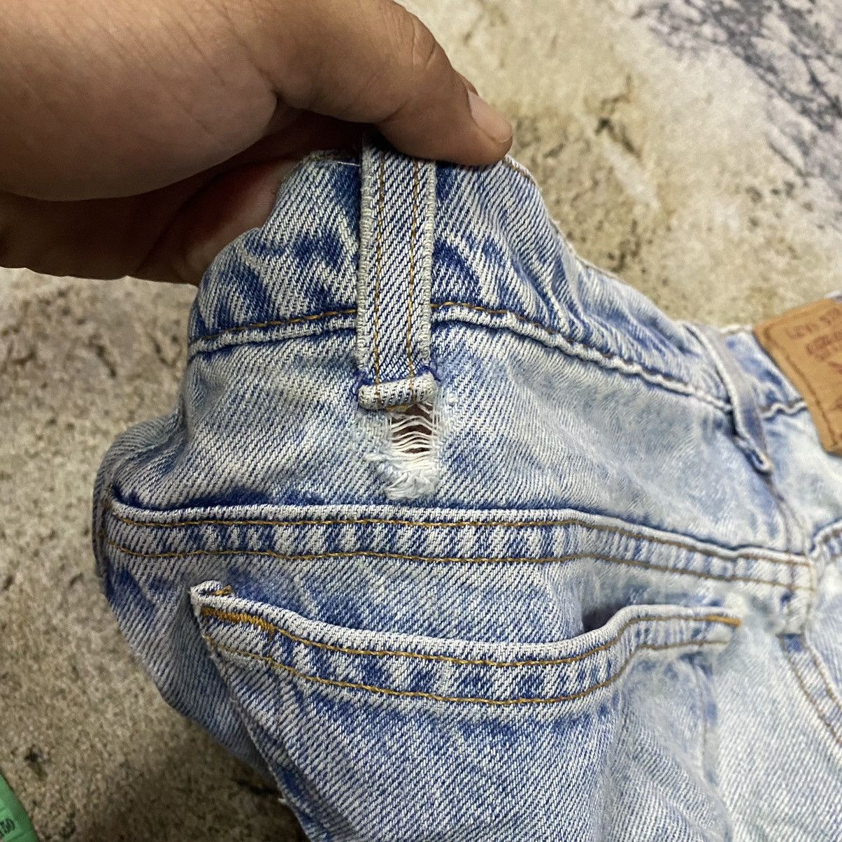 Levi's × Vintage Vintage Levis 550 90s Light Washed Denim Jeans Size US 37 - 13 Thumbnail