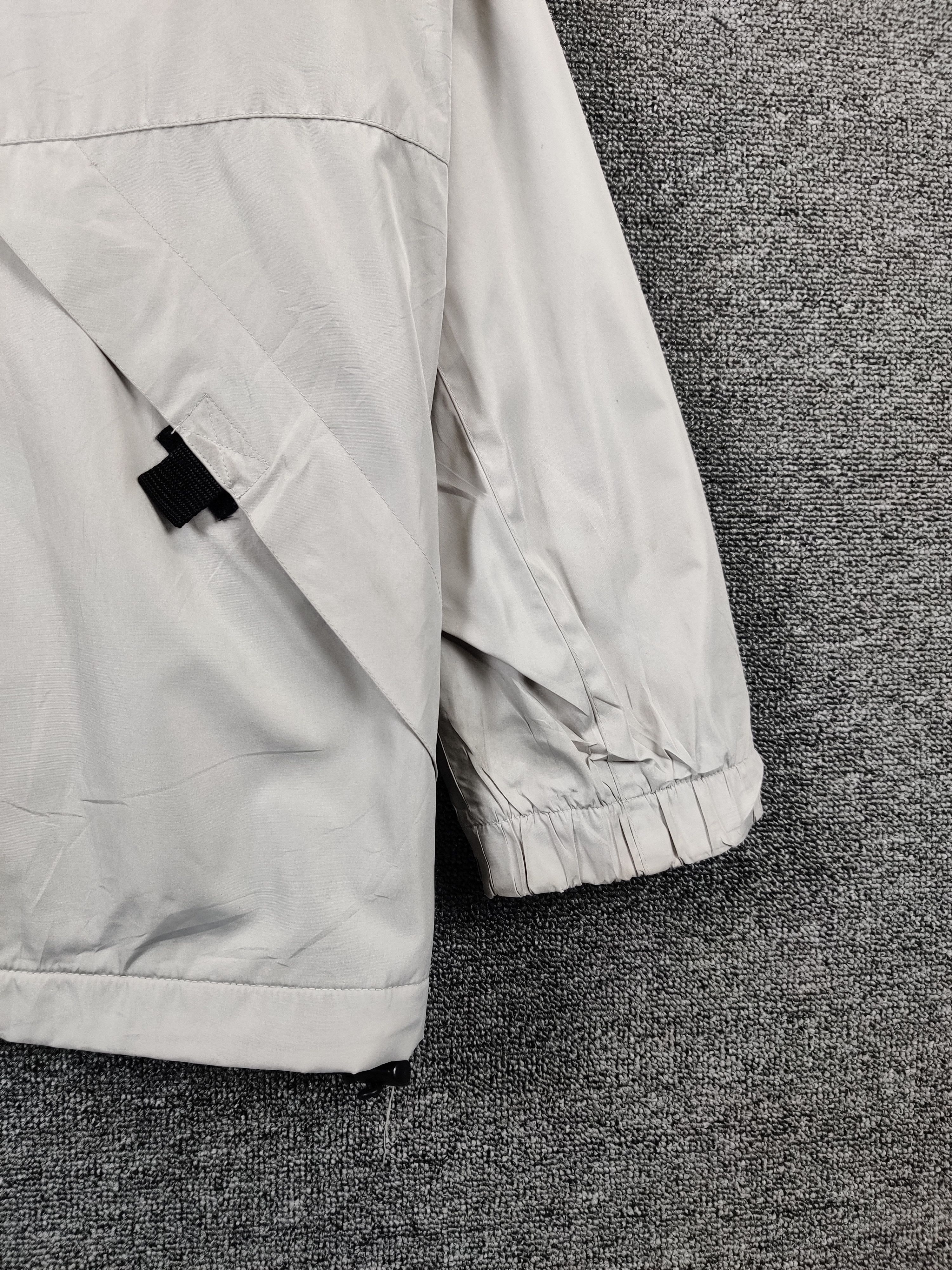 Lacoste Vintage Lacoste Windbreaker Light Jacket Size US XXL / EU 58 / 5 - 3 Thumbnail