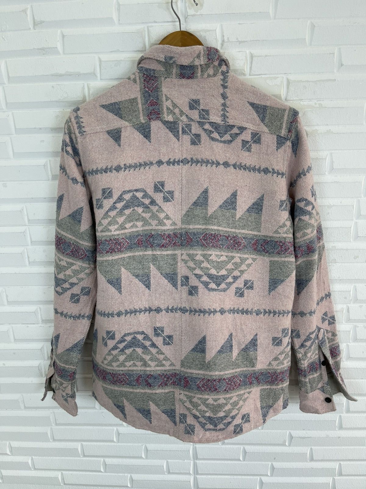 Japanese Brand Nice Aztec Design Flannel Shirt Japan Size US M / EU 48-50 / 2 - 5 Thumbnail