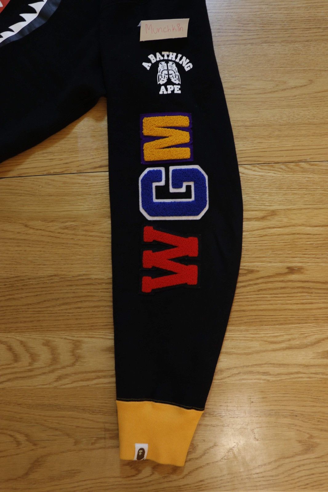 Bape BAPE Color Camo Tiger Shark Crewneck Size US L / EU 52-54 / 3 - 7 Thumbnail