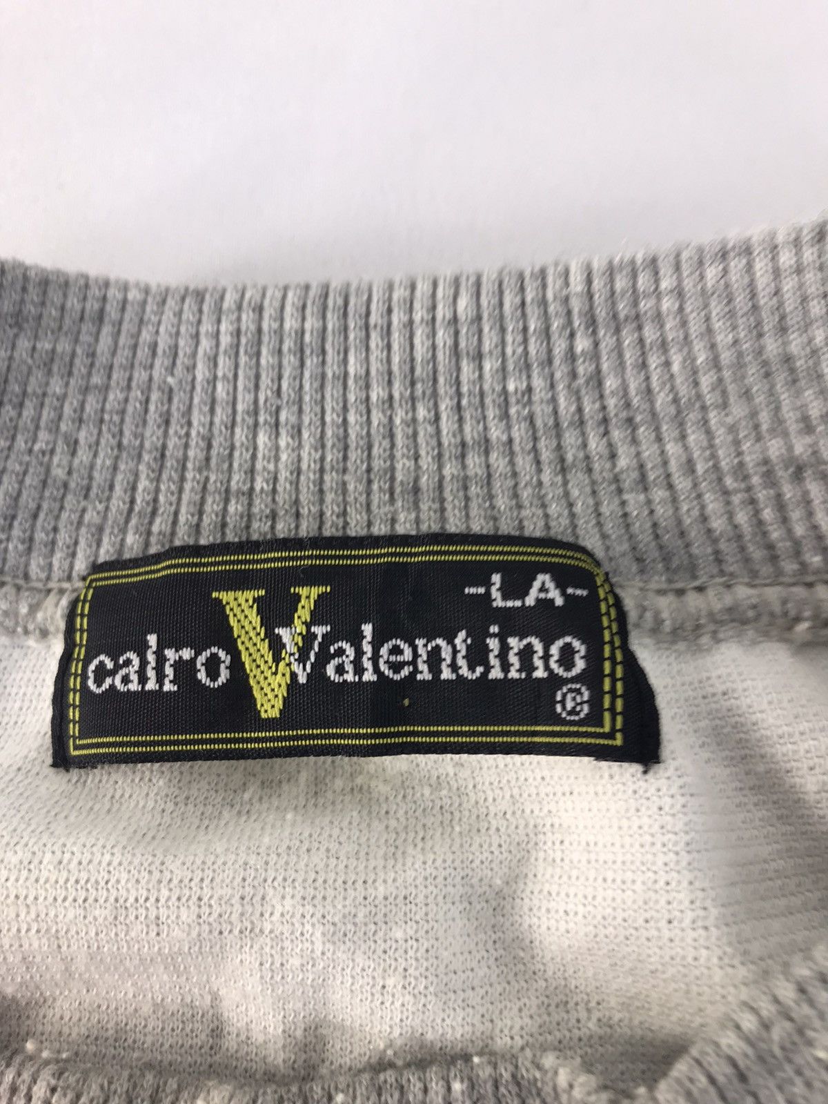 Valentino × Vintage Carlo Valentino Embroidery Logo Colour Block Style Pull Ove Size US XL / EU 56 / 4 - 4 Thumbnail