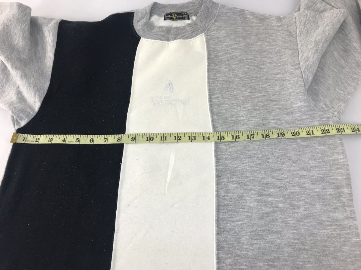 Valentino × Vintage Carlo Valentino Embroidery Logo Colour Block Style Pull Ove Size US XL / EU 56 / 4 - 7 Thumbnail