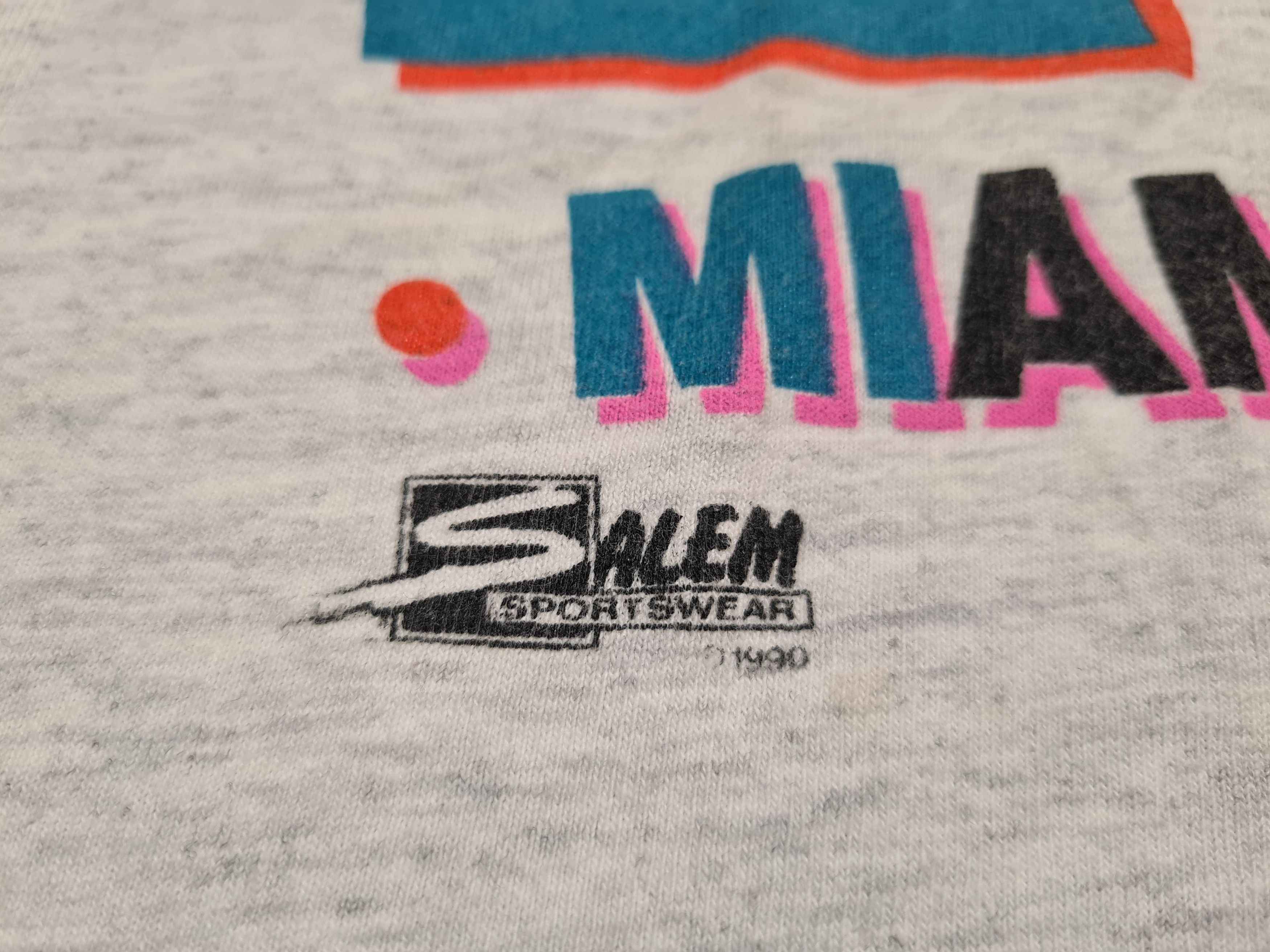 NFL MIAMI DOLPHINS 1990 VITAGE SHIRT NFL AMERICAN FOOTBALL MERCH Size US XL / EU 56 / 4 - 11 Thumbnail