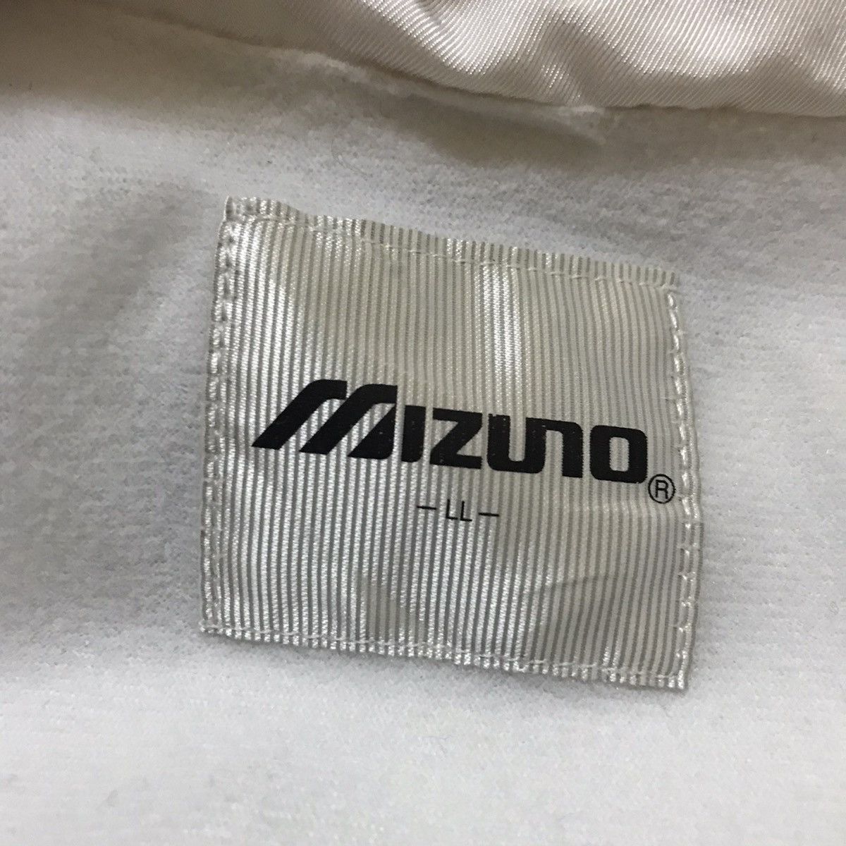 Mizuno Vintage Mizuno Made in Japan Windbreaker Size US XL / EU 56 / 4 - 8 Thumbnail