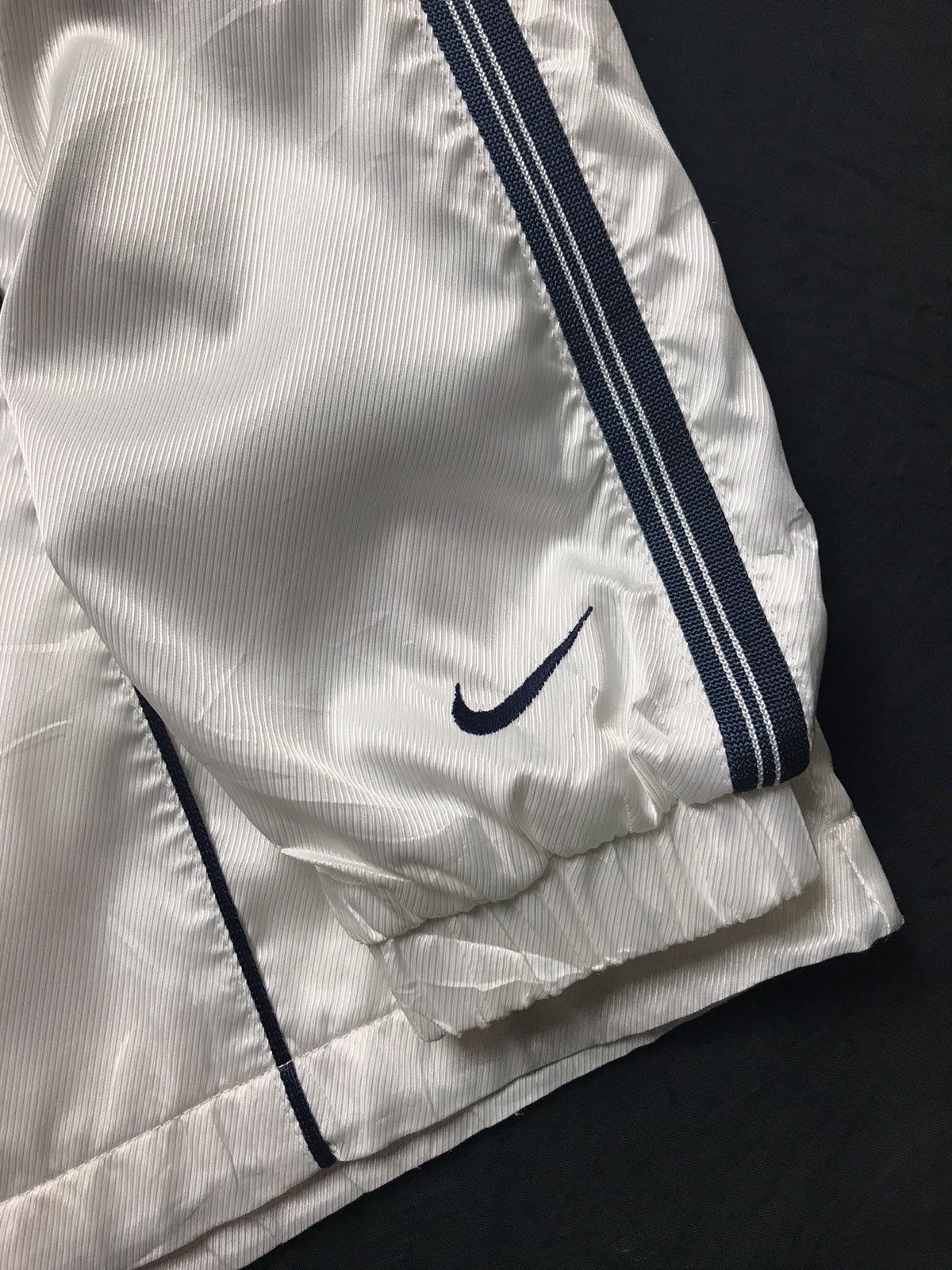 Nike × Vintage Y2K Nike Small Swoosh Windbreaker Size US L / EU 52-54 / 3 - 6 Thumbnail