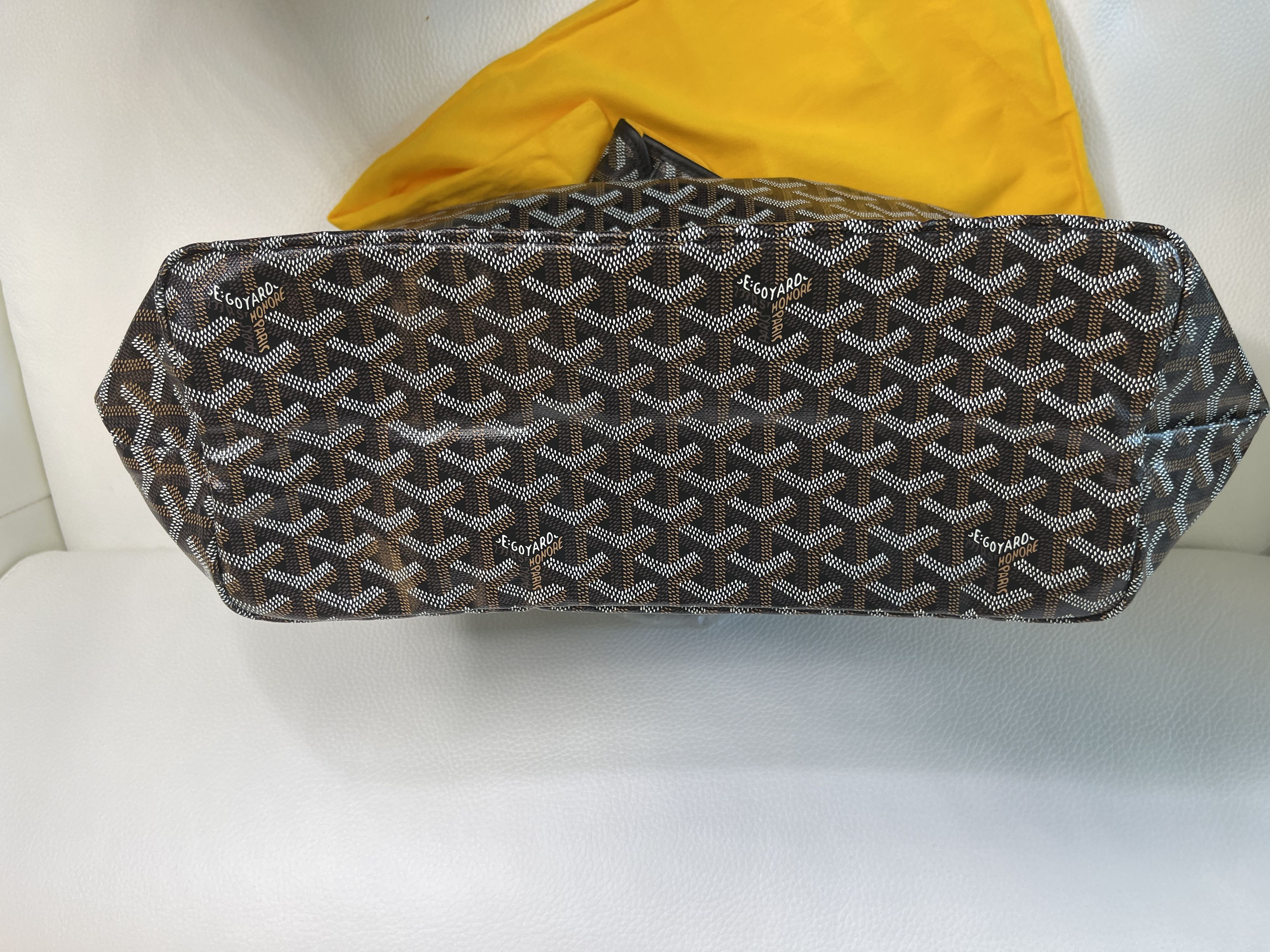 Goyard Brand New w/Tags - Goyard Saint Louis PM Reversible Tote Size ONE SIZE - 10 Thumbnail