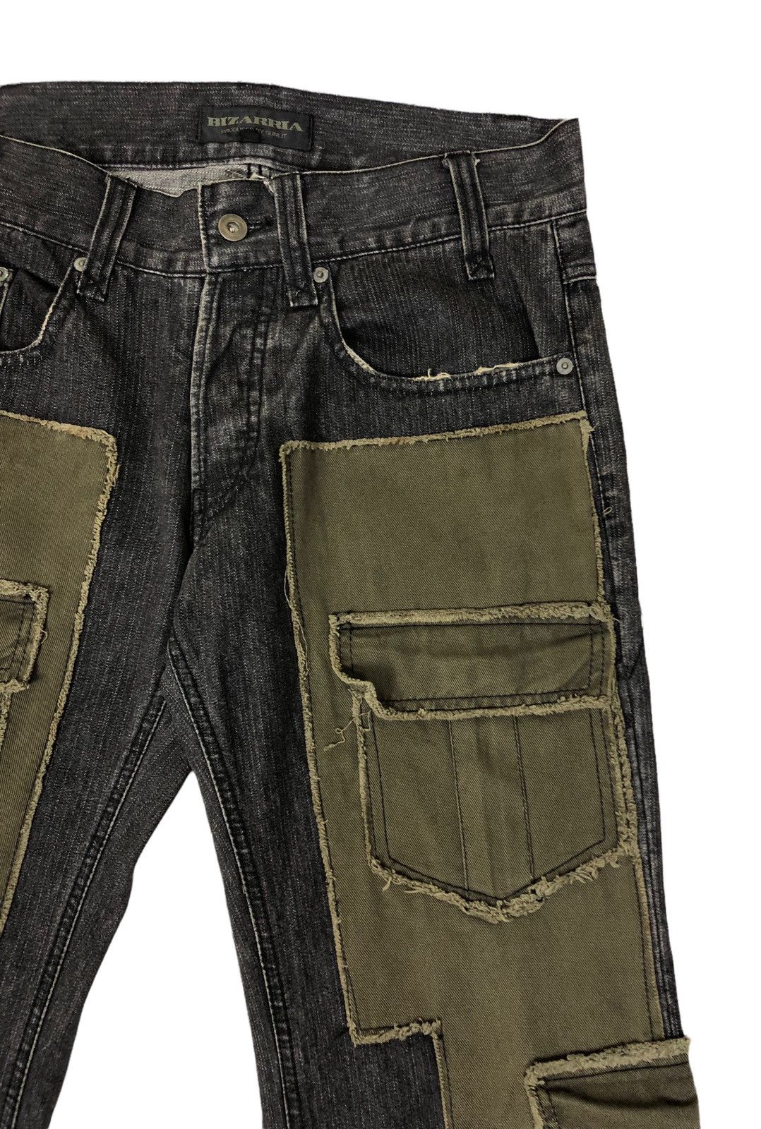 Japanese Brand Japanese Brand Bizarria Multipocket Reconstruc Cargo Jeans Size US 33 - 6 Thumbnail
