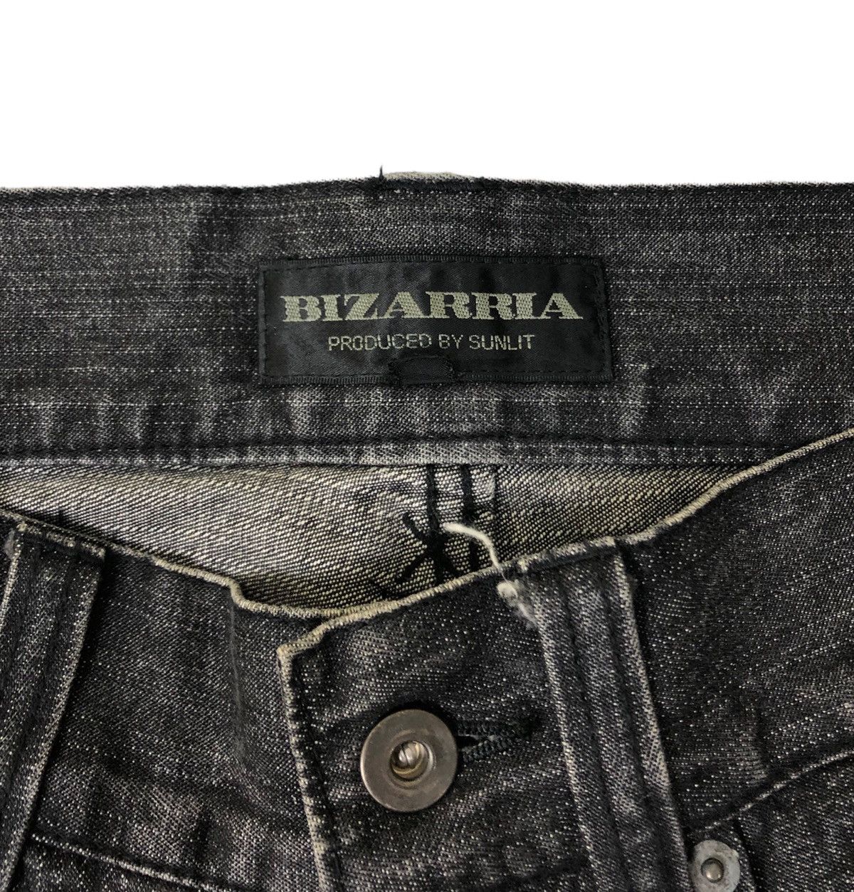 Japanese Brand Japanese Brand Bizarria Multipocket Reconstruc Cargo Jeans Size US 33 - 10 Thumbnail