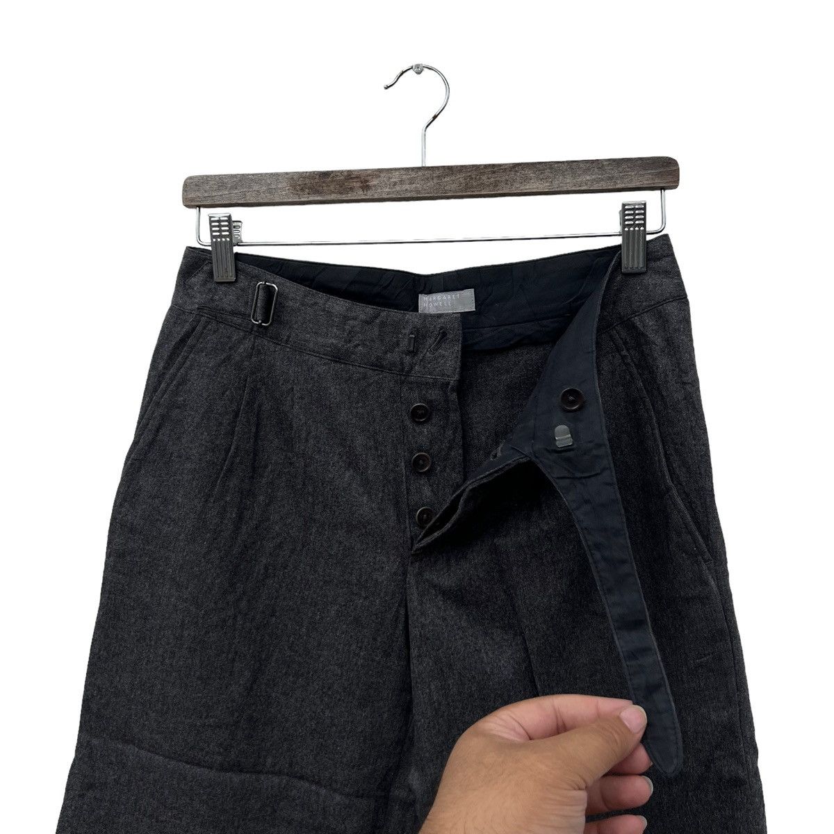 Margaret Howell VINTAGE MARGARET HOWELL CROPPED WOOL TROUSERS Size US 30 / EU 46 - 11 Thumbnail