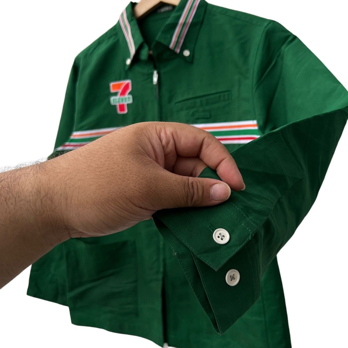 Japanese Brand VINTAGE 7-ELEVEN JAPAN BIG LOGO WORKERS SHIRT Size US M / EU 48-50 / 2 - 7 Thumbnail