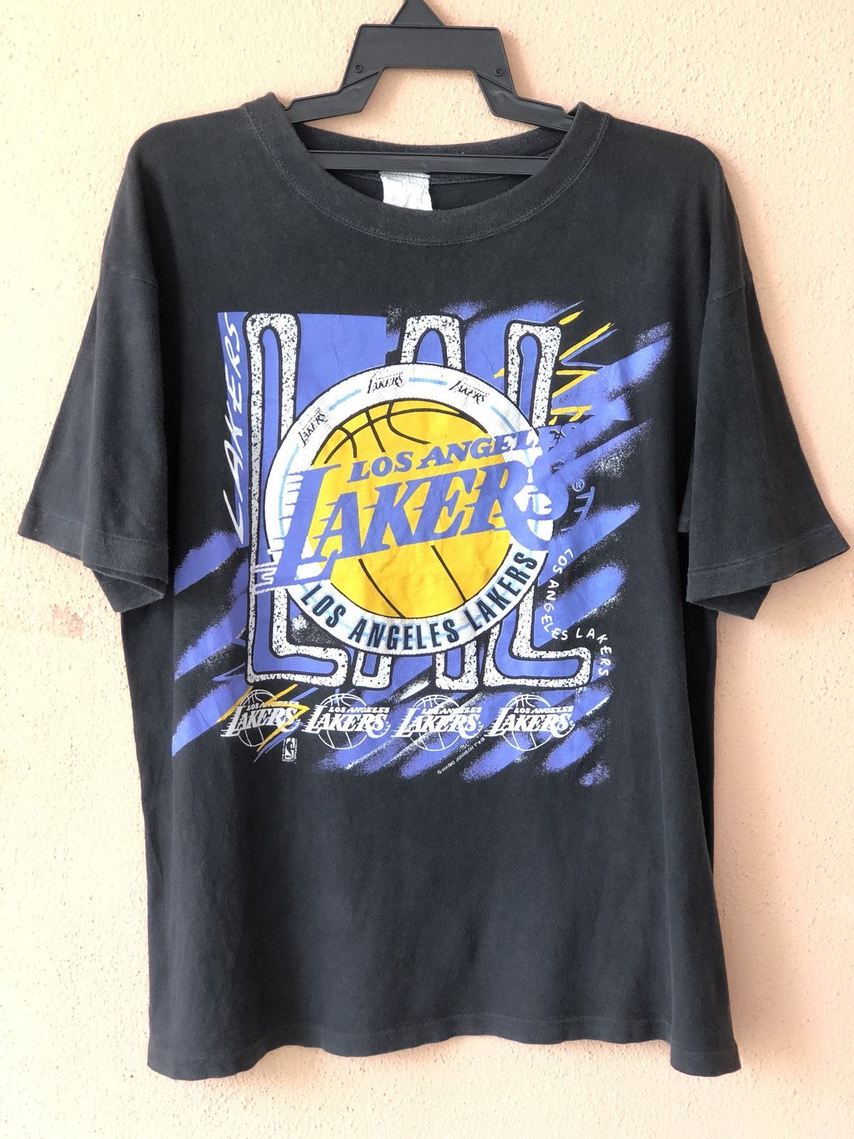 NBA × Vintage Vintage 90s L A Lakers NBA Basketball Tee Size US L / EU 52-54 / 3 - 1 Thumbnail