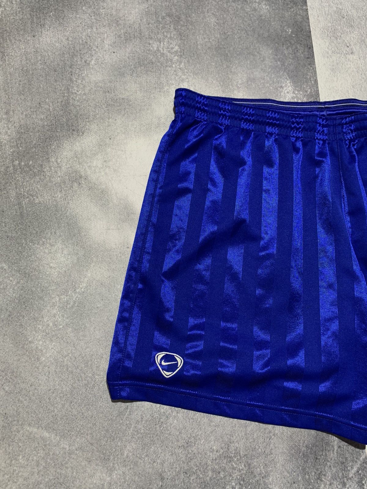 Nike × Vintage Vintage Nike shorts swoosh streetwear Y2K style size М Size US 32 / EU 48 - 2 Thumbnail
