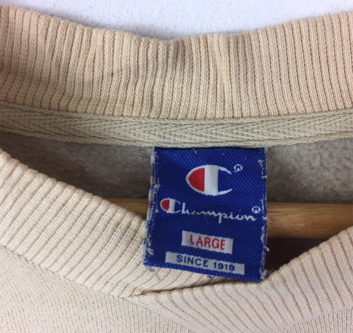 Champion Vintage Champion Sweatshirt Casual Jumper Streetwear Size US M / EU 48-50 / 2 - 3 Thumbnail