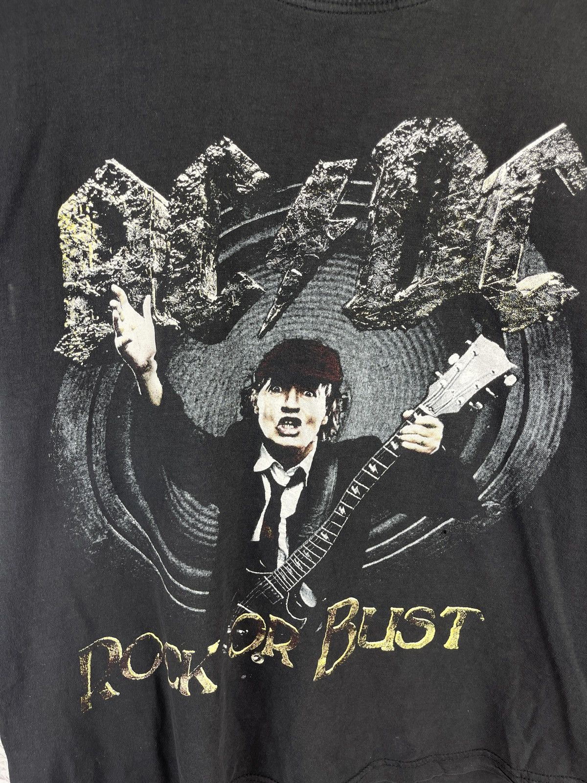 AC/DC AC/DC Rock or Bust vintage 90s y2k band tee shirt Size US M / EU 48-50 / 2 - 6 Thumbnail