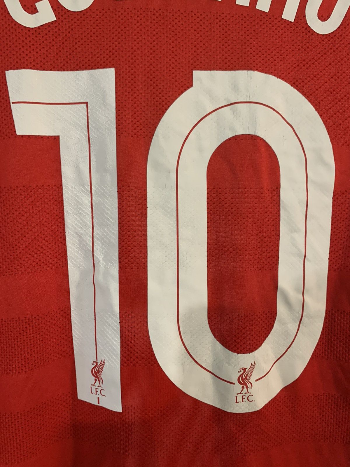 Vintage Vintage soccer jersey Liverpool 10 Coutinho Size US S / EU 44-46 / 1 - 11 Thumbnail