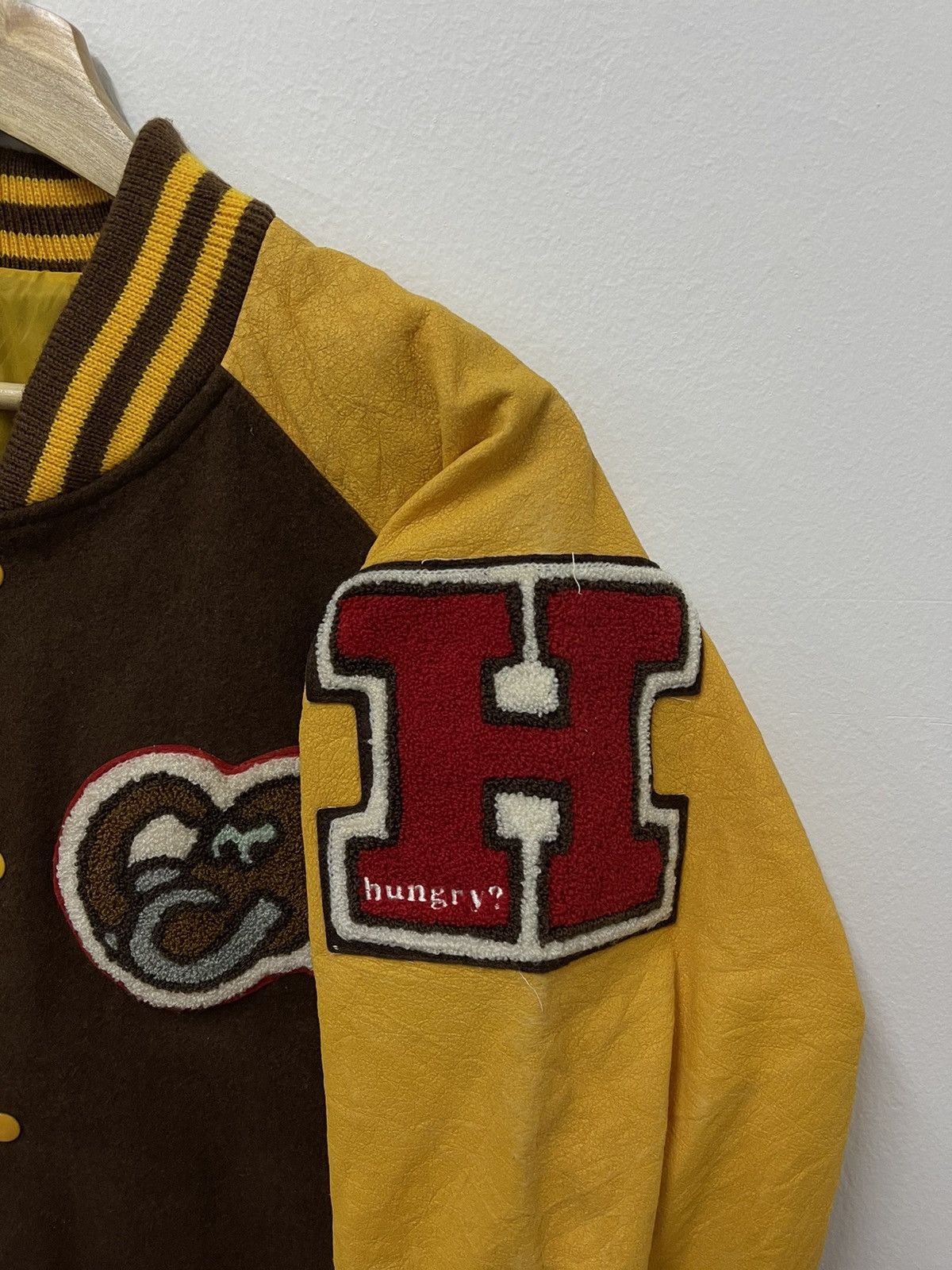 Vintage Japanese Brand Big Logo Graphic Varsity Jacket Size US XL / EU 56 / 4 - 7 Thumbnail