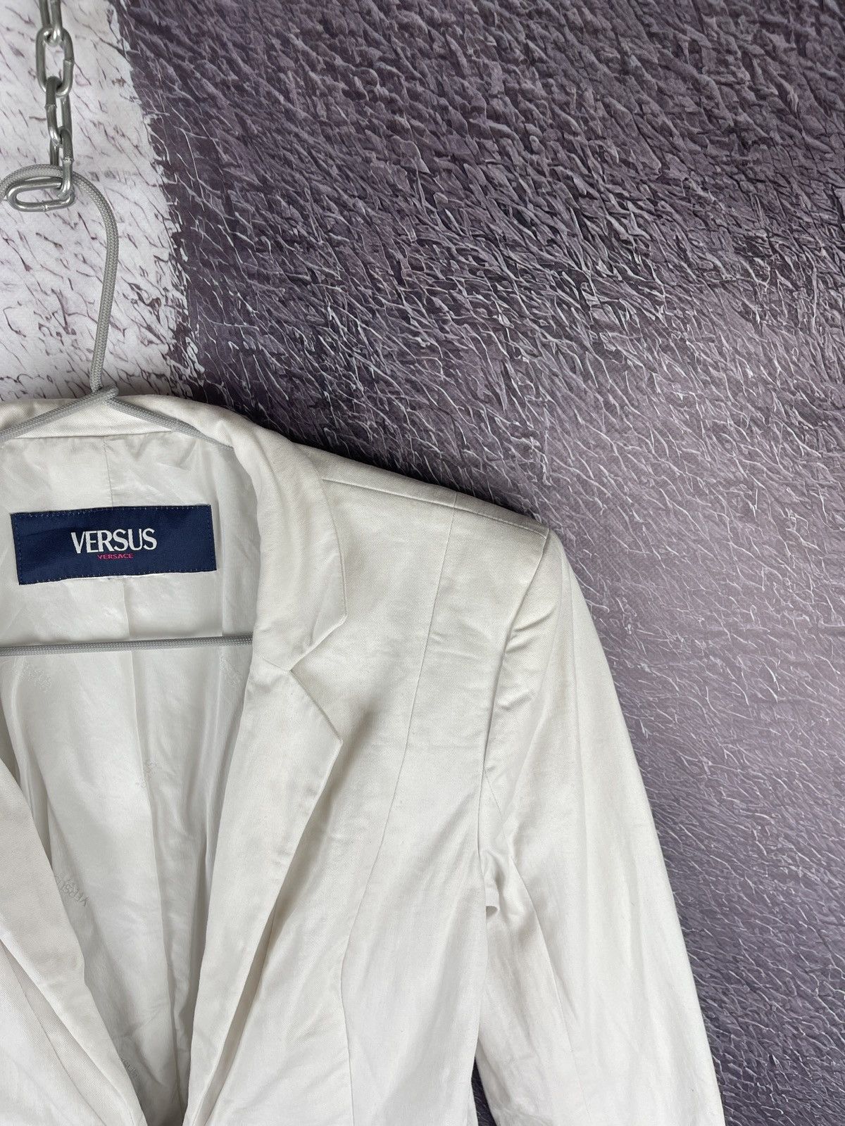 Versus Versace Versus Versace white button blazer jacket buckle back Size XS / US 0-2 / IT 36-38 - 7 Thumbnail