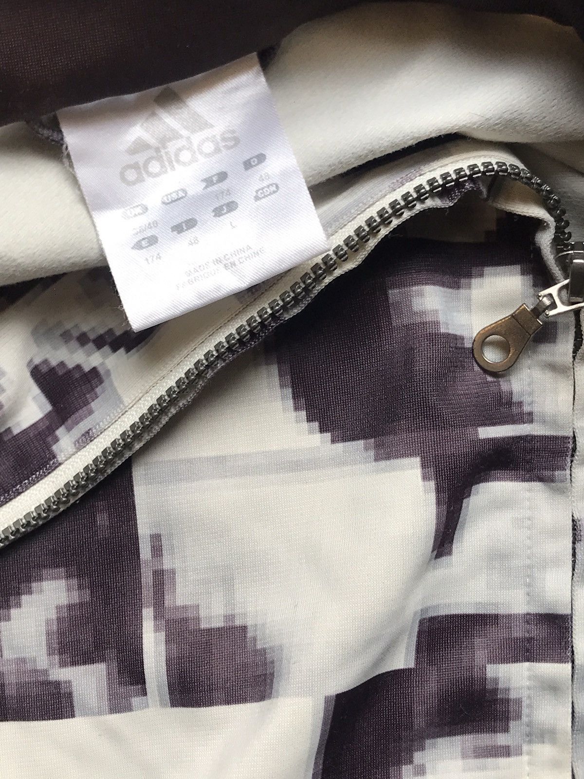 Adidas × Vintage 🔥Adidas Vintage Fullprint track top🔥 Size US L / EU 52-54 / 3 - 3 Thumbnail