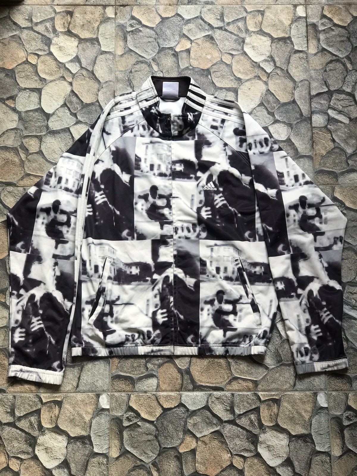 Adidas × Vintage 🔥Adidas Vintage Fullprint track top🔥 Size US L / EU 52-54 / 3 - 1 Thumbnail