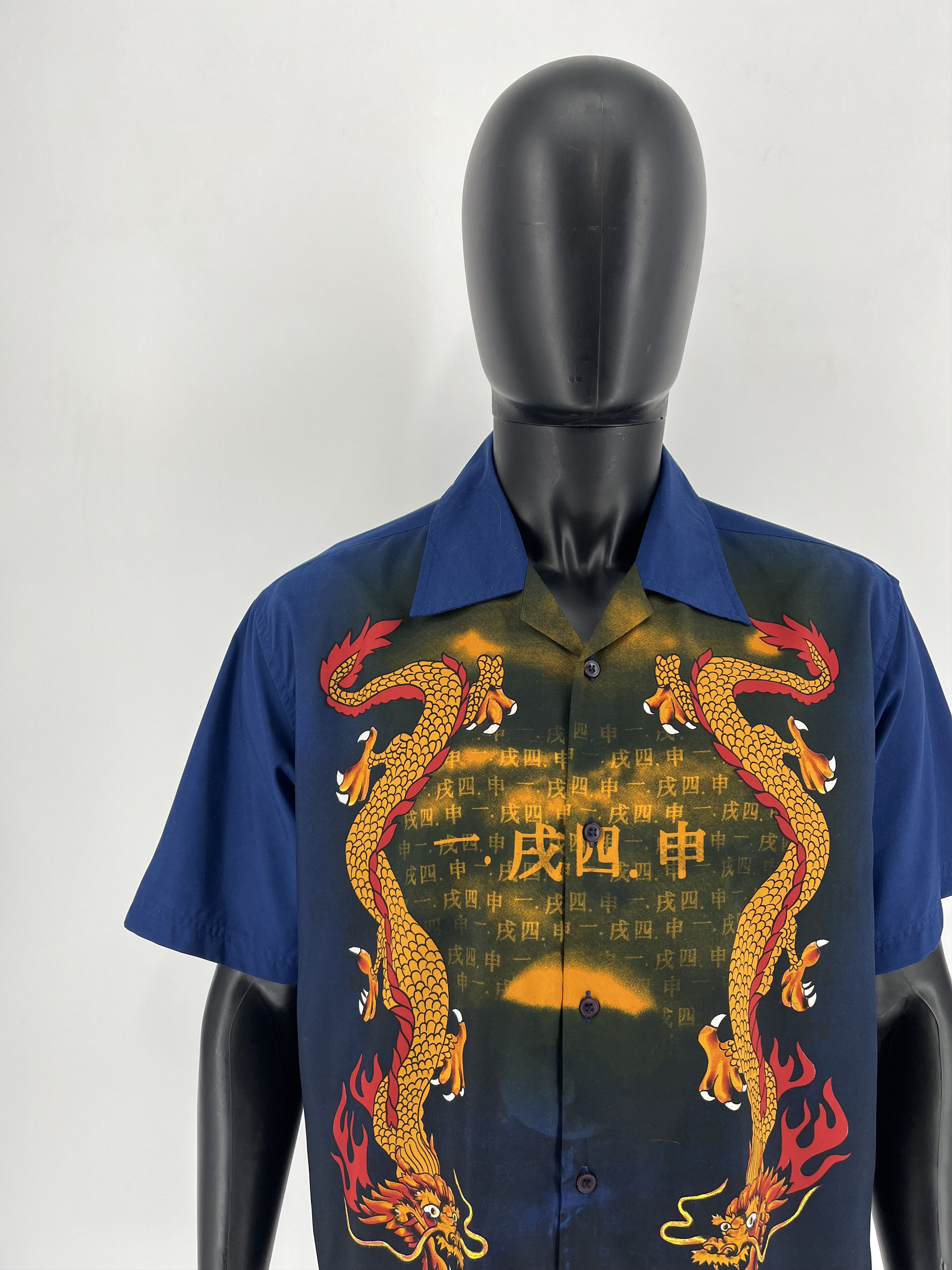 Vintage Y2K vintage Hawaiian Shirt Big logo Dragon Size US L / EU 52-54 / 3 - 1 Thumbnail