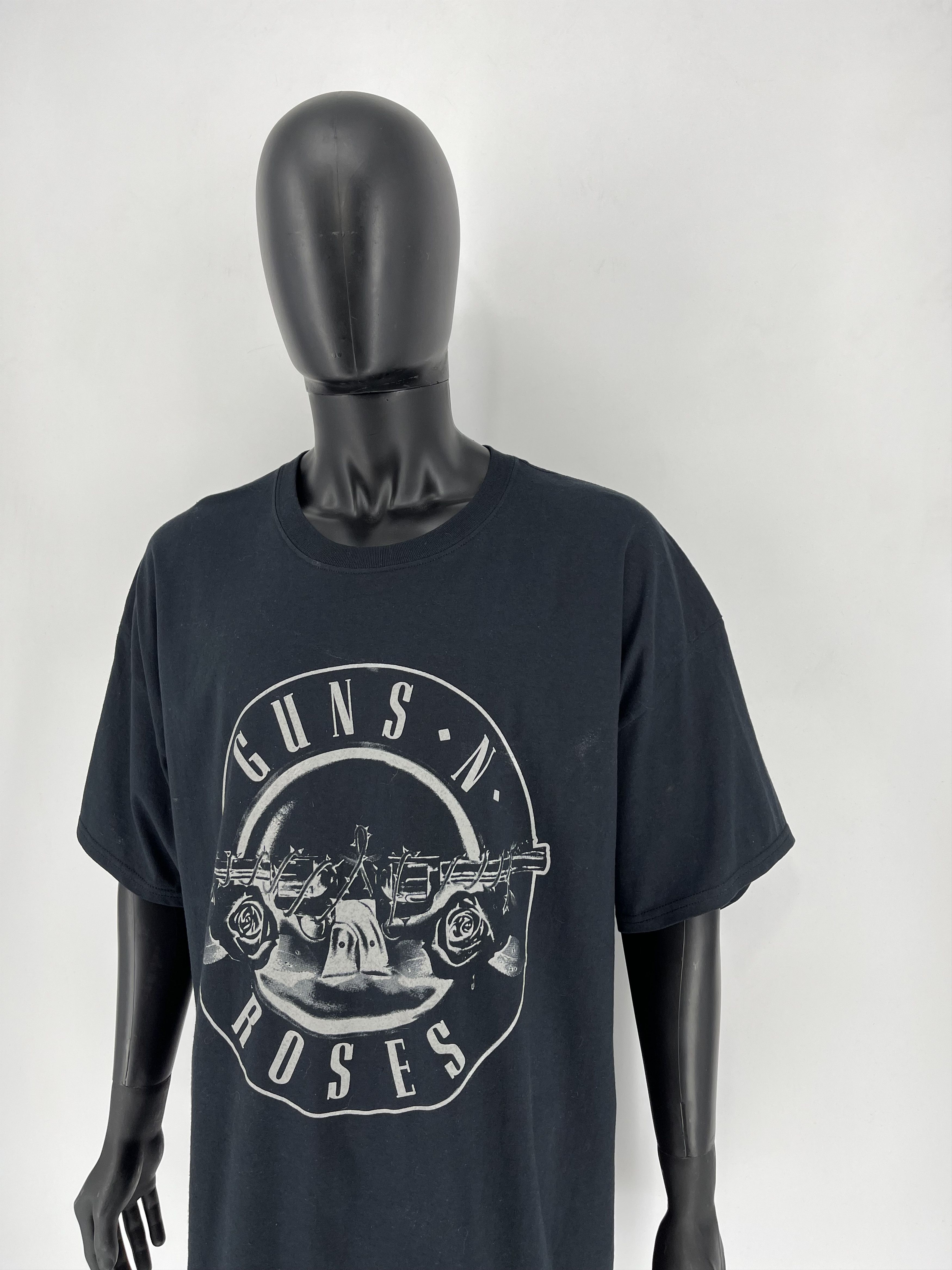 Band Tees Guns and Roses vintage rock band tee oversize Size US L / EU 52-54 / 3 - 4 Thumbnail