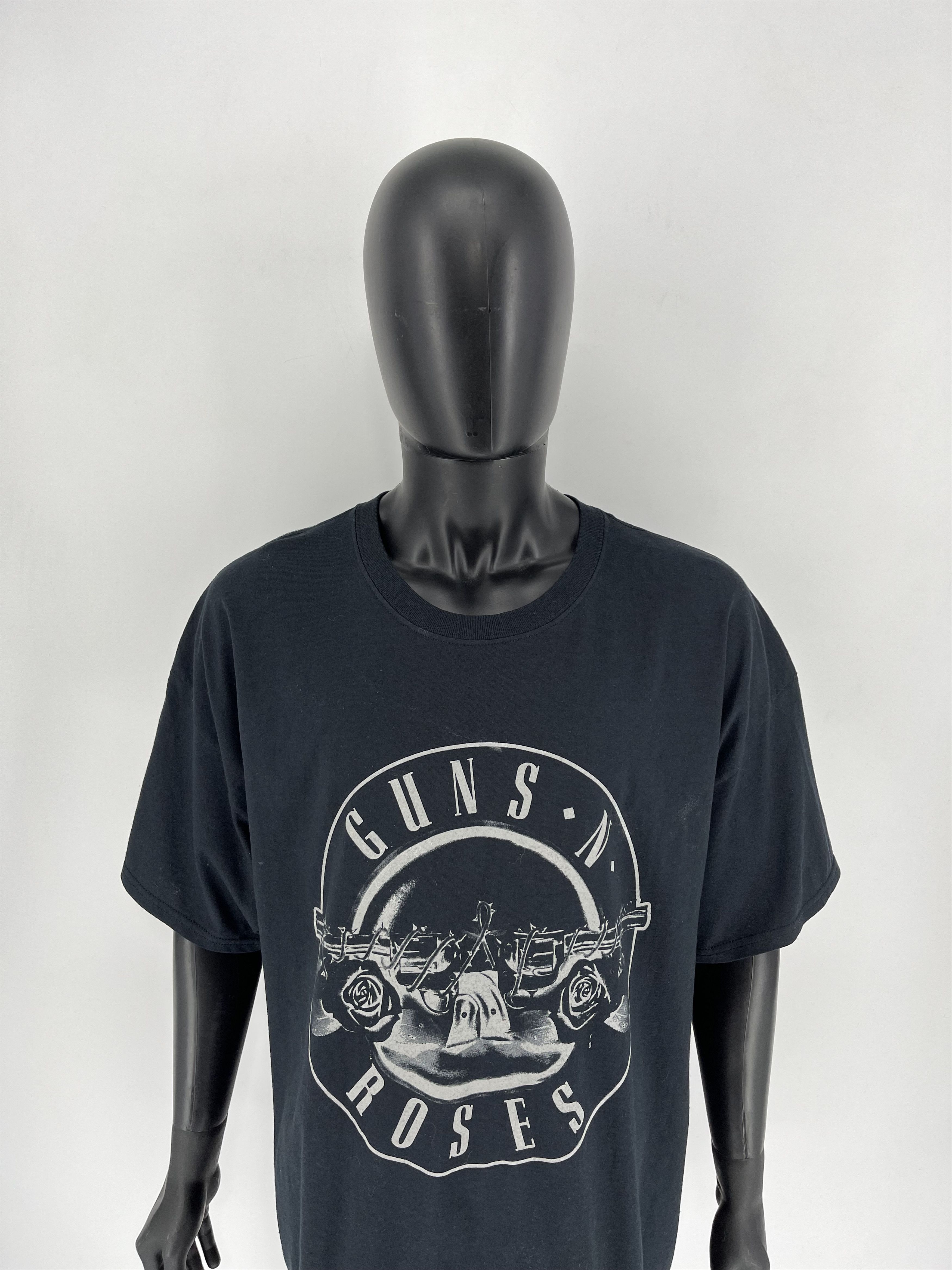 Band Tees Guns and Roses vintage rock band tee oversize Size US L / EU 52-54 / 3 - 5 Thumbnail