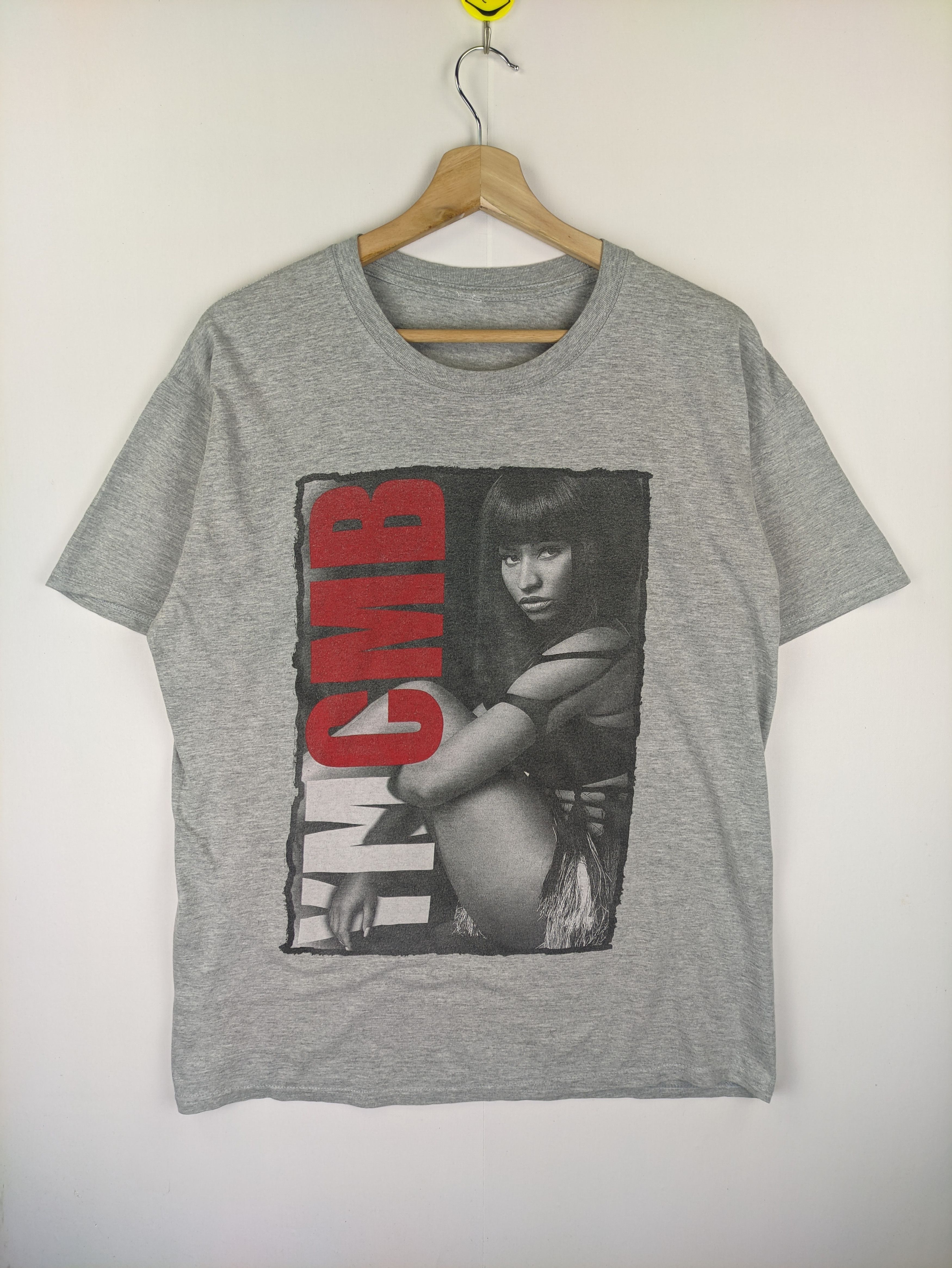 image of Rap Tees x Tee Shirt Stealst Shirt Nikki Minaj Rap Tee in Grey, Men's (Size Large)