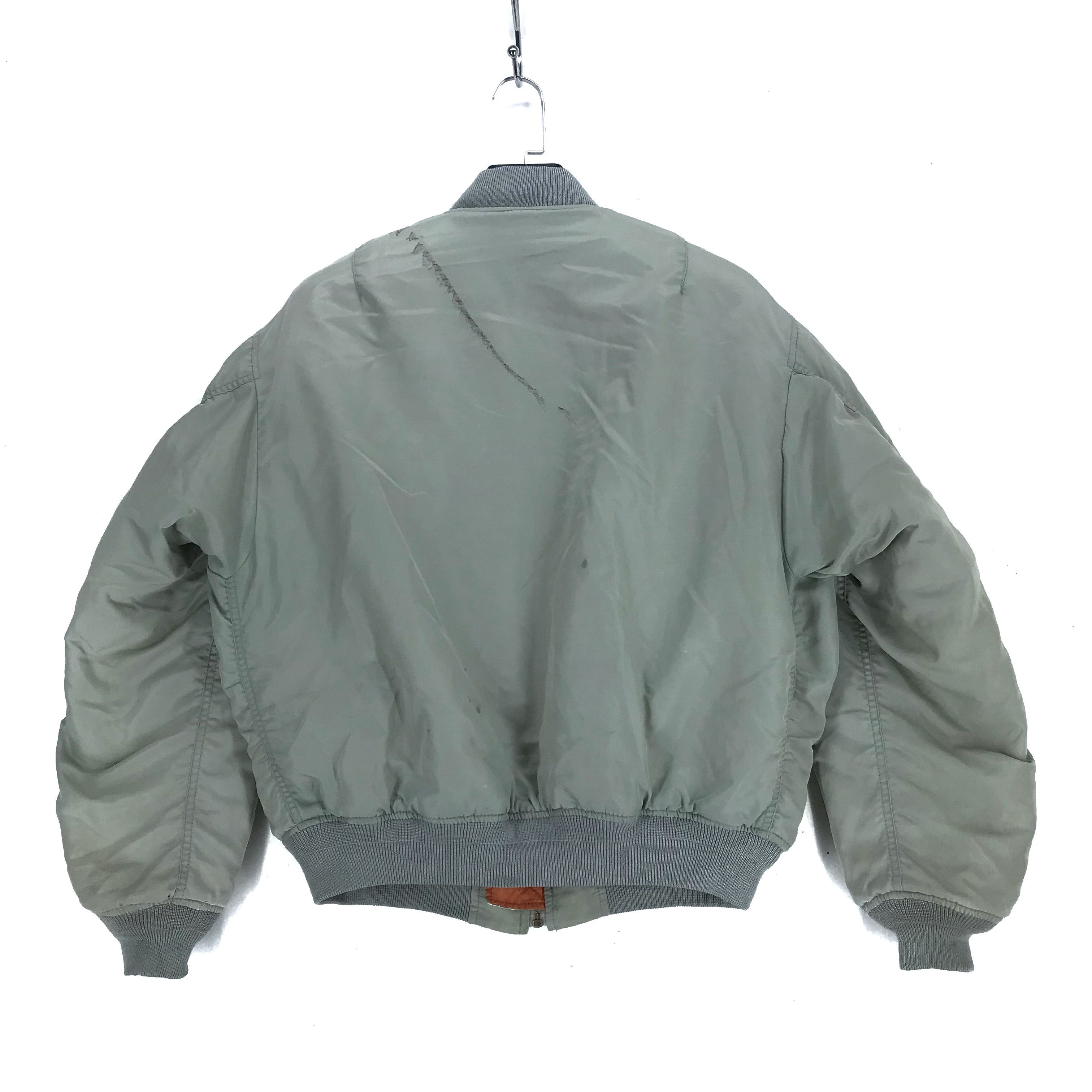 Converse Vintage Converse MA-1 Bomber Jacket #2310-90 Size US L / EU 52-54 / 3 - 13 Thumbnail