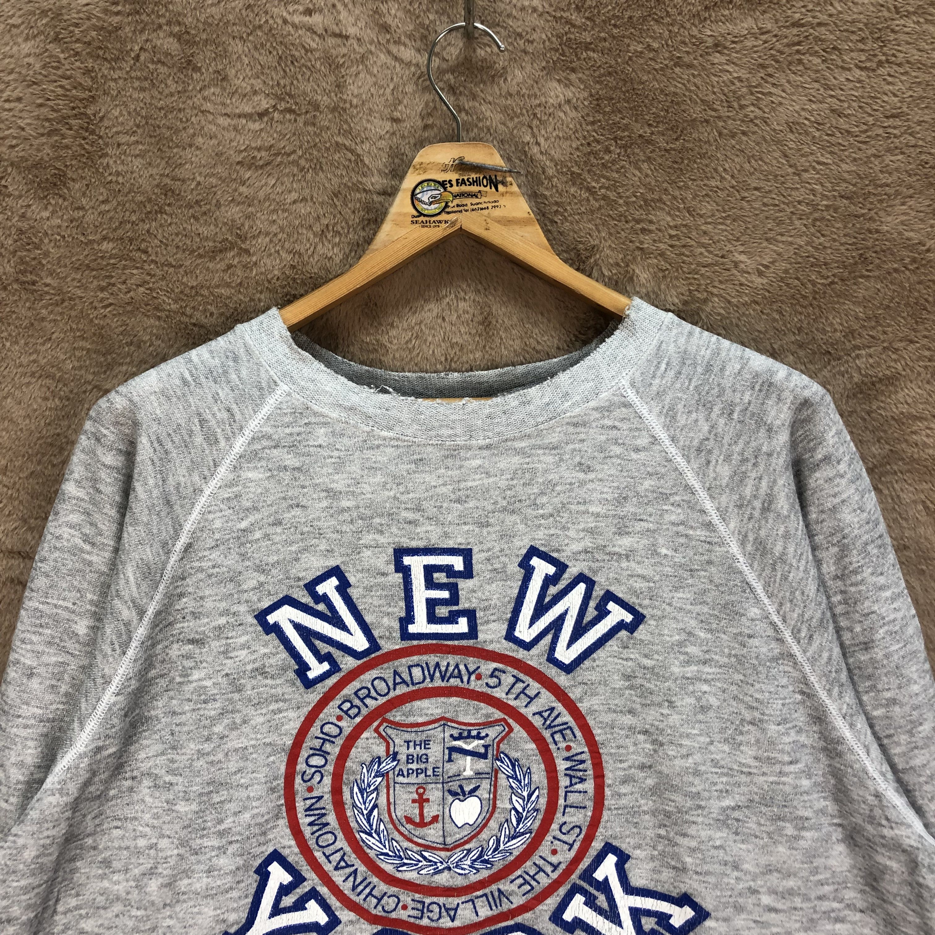 Hanes VINTAGE 90's NEW YORK CITY MADE IN USA SWEATSHIRT #5259-178 Size US XL / EU 56 / 4 - 2 Thumbnail